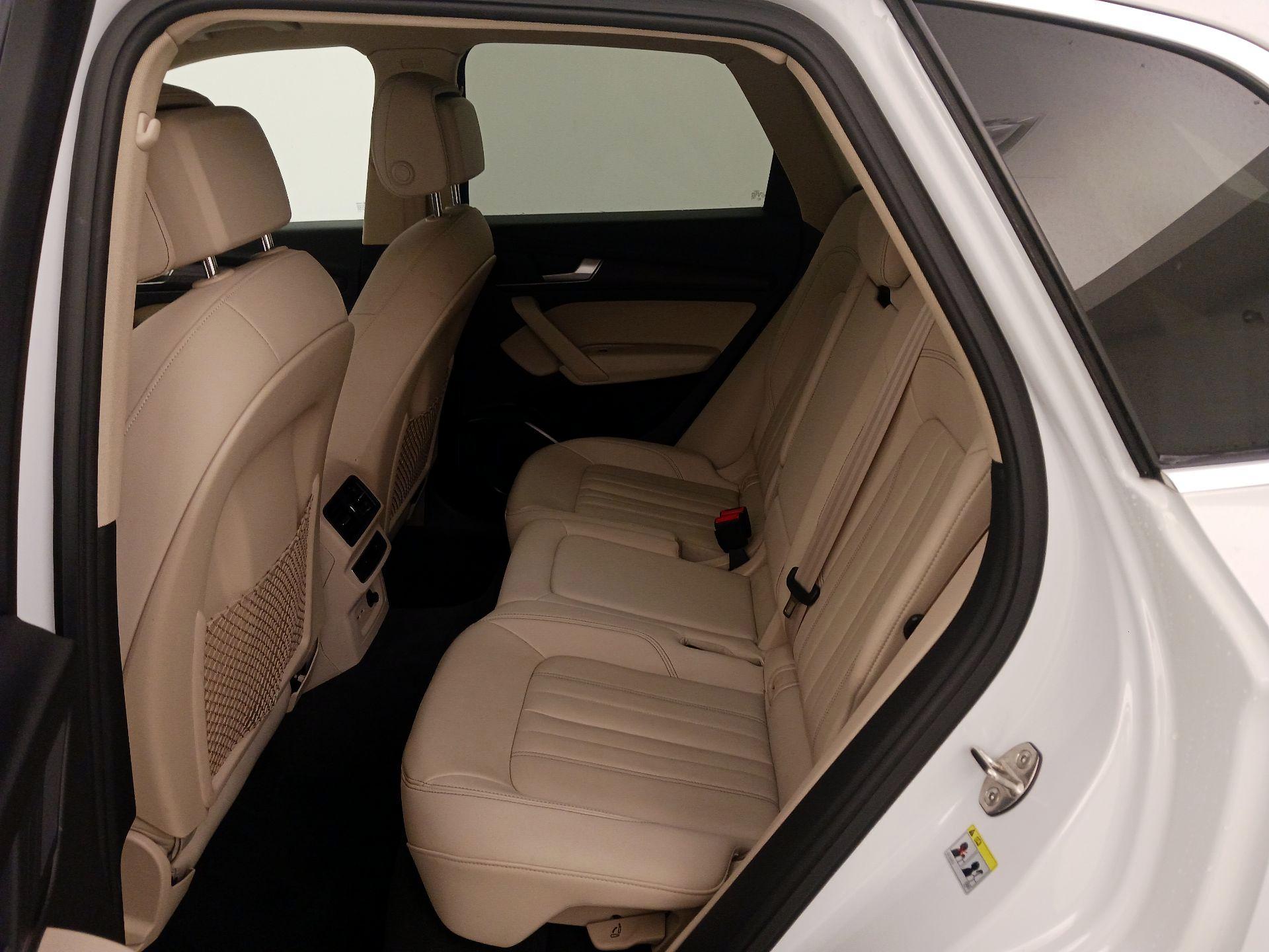 Thumbnail: 2021 Audi Q5 - 20