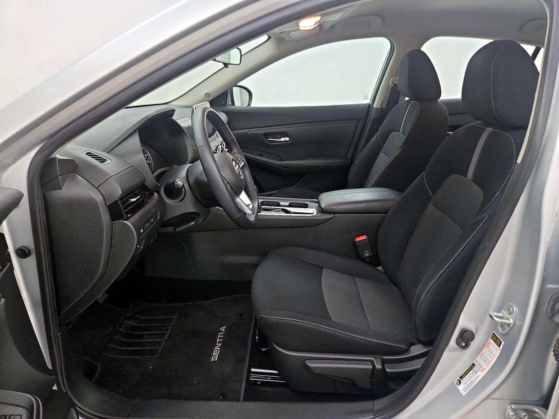 Thumbnail: 2021 Nissan Sentra - 11