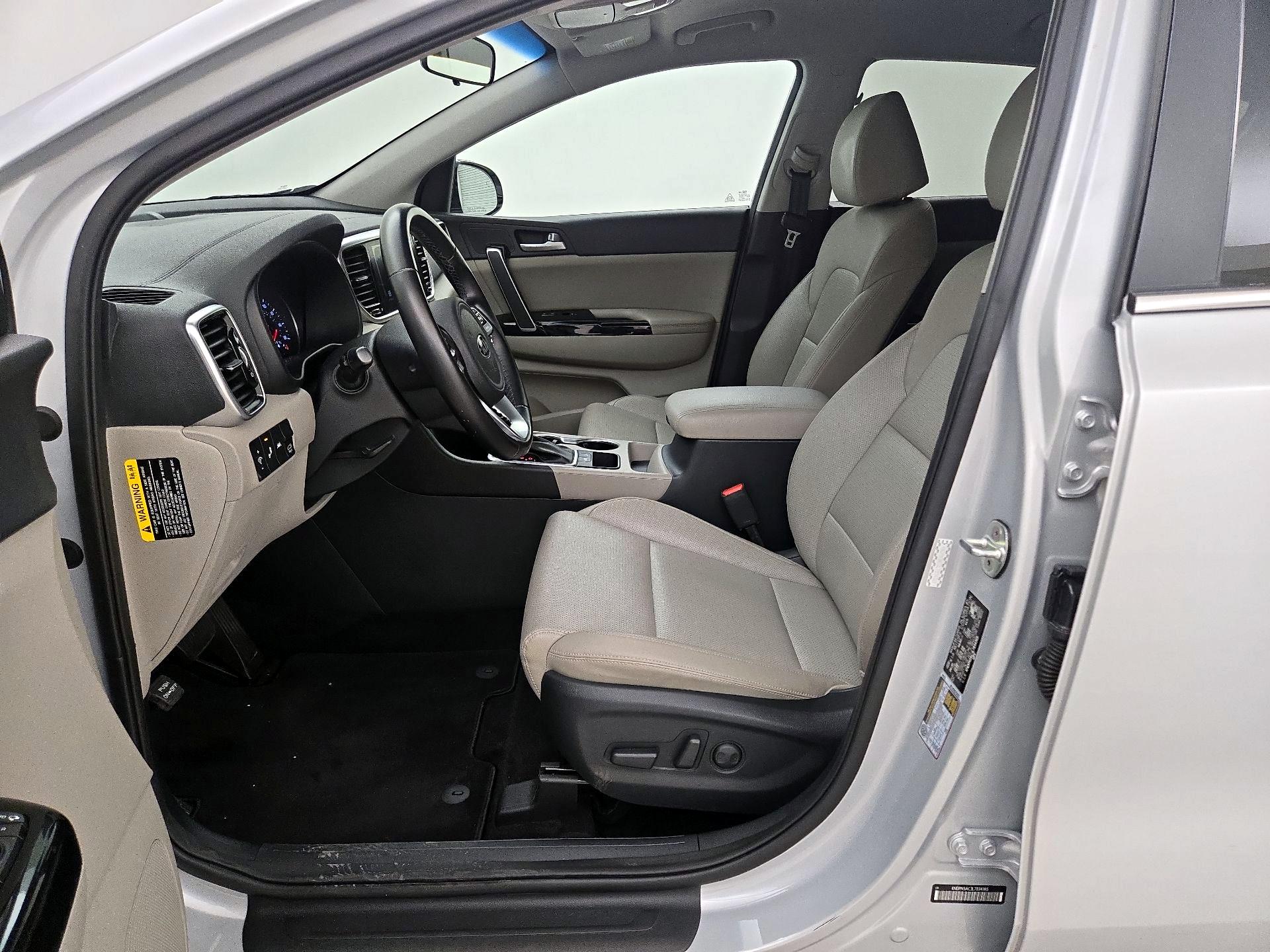Thumbnail: 2020 Kia Sportage - 11
