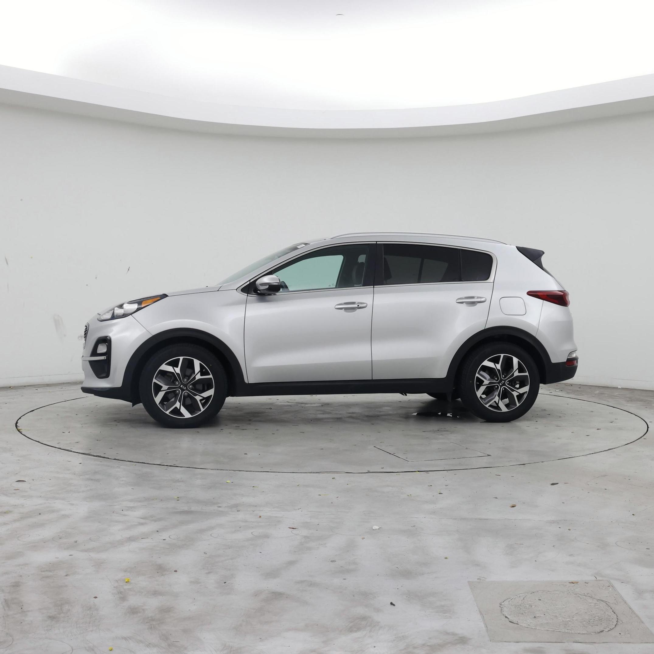 Thumbnail: 2020 Kia Sportage - 3