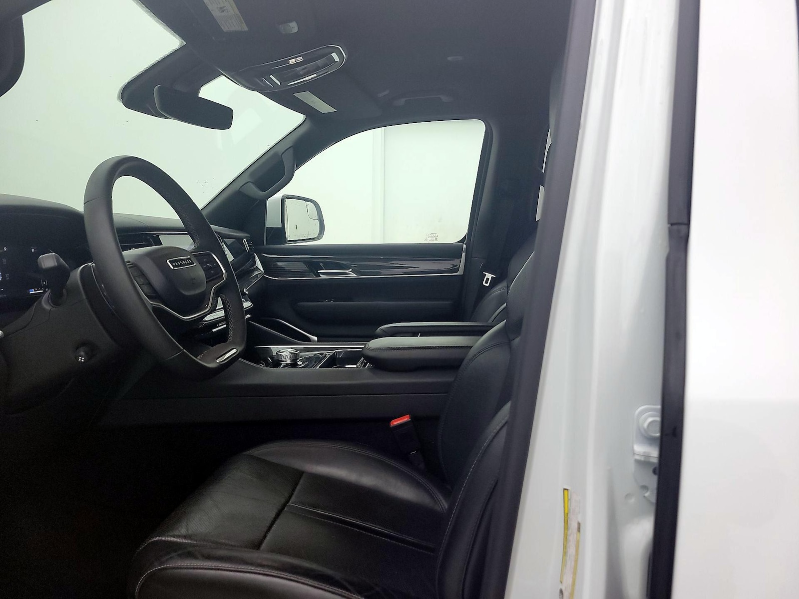 2022 Jeep Wagoneer Series III - Photo 12