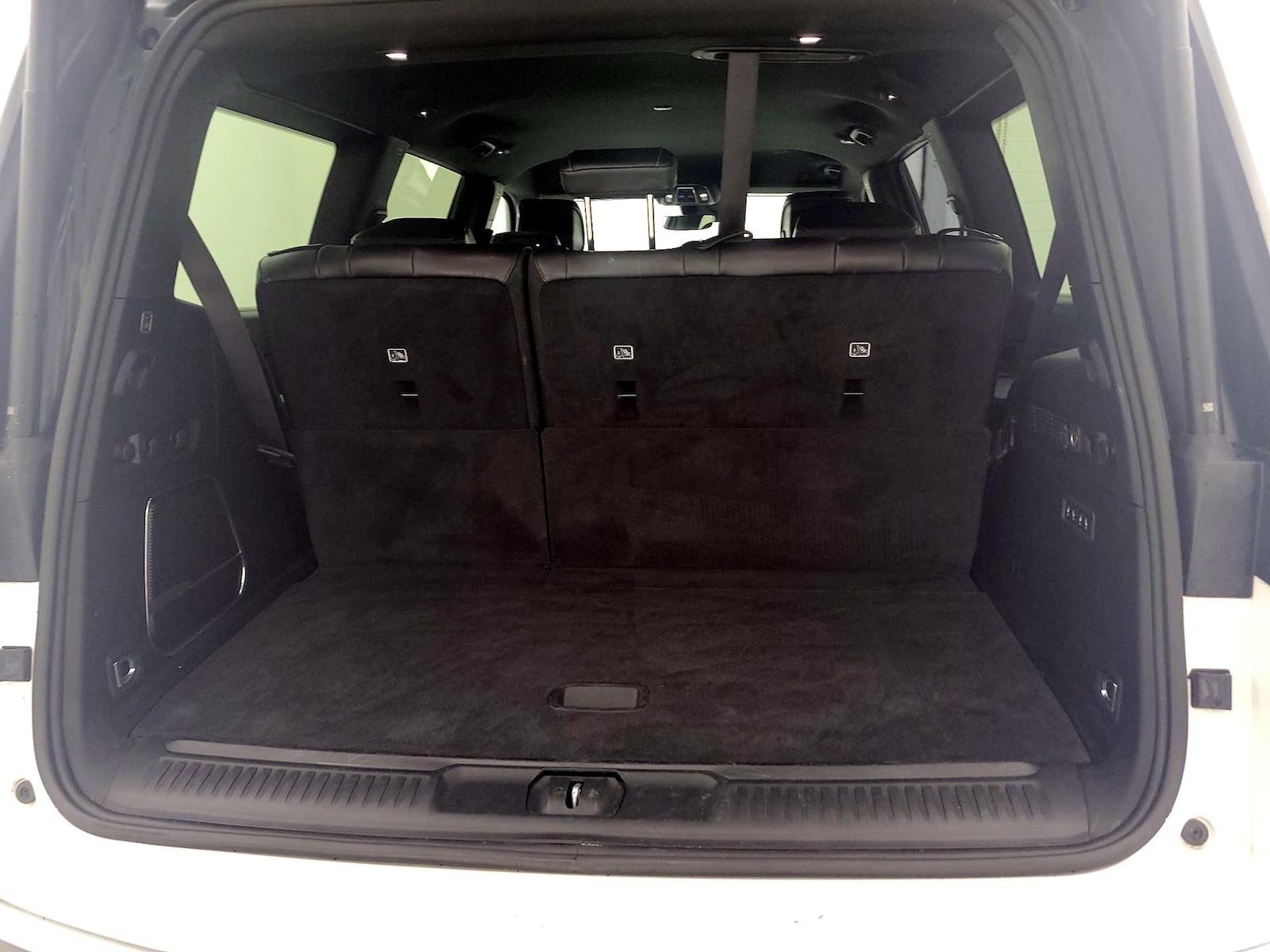 2022 Jeep Wagoneer Series III - Photo 23