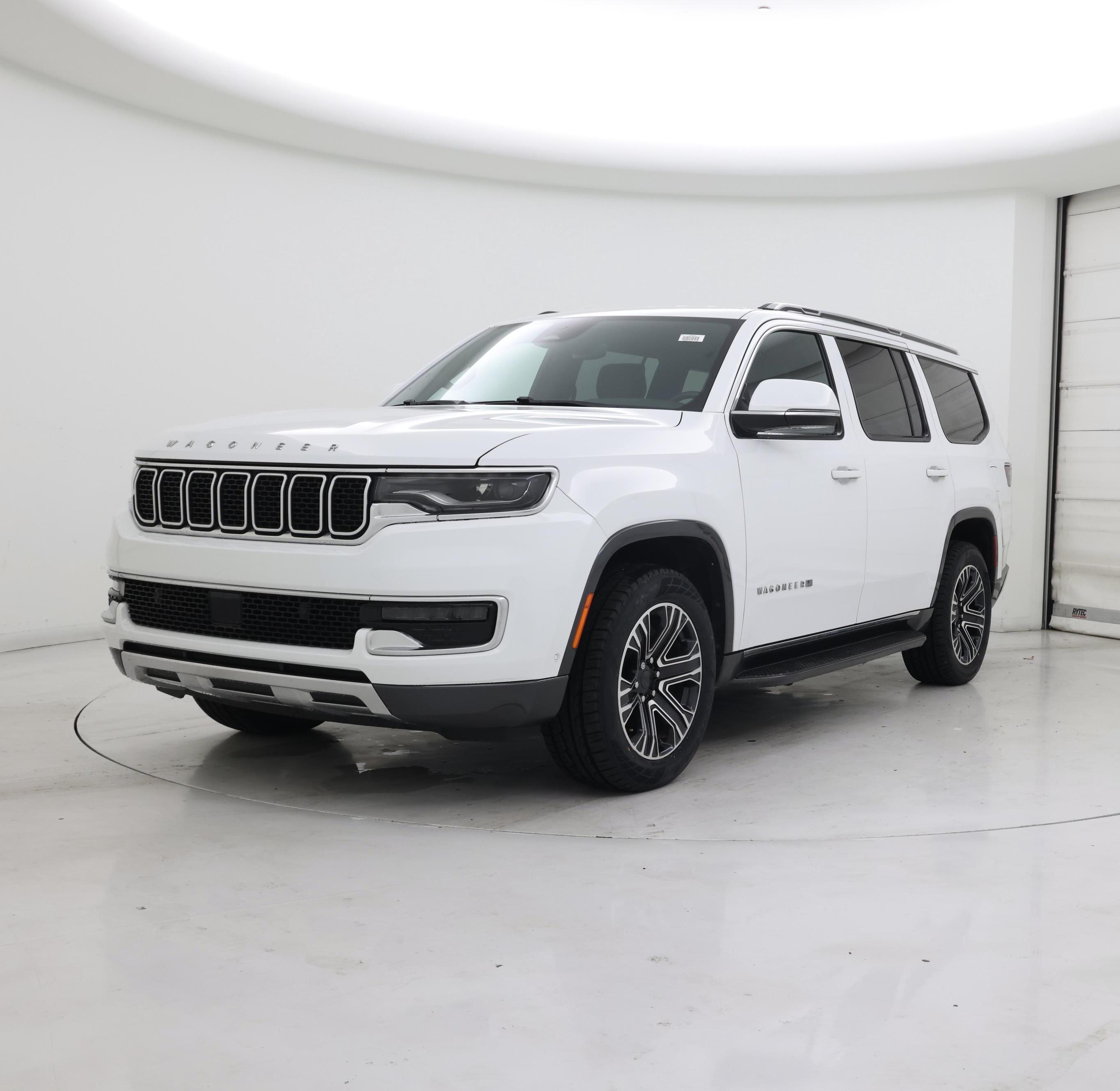 Thumbnail: 2022 Jeep Wagoneer - 4