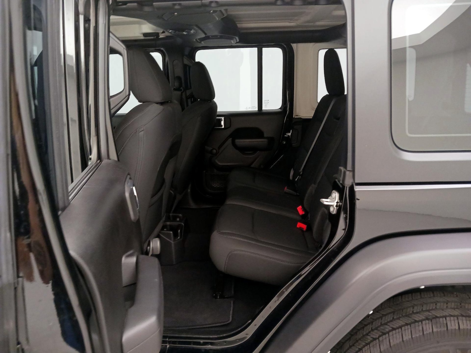 2022 Jeep Wrangler Unlimited Sport - Photo 21