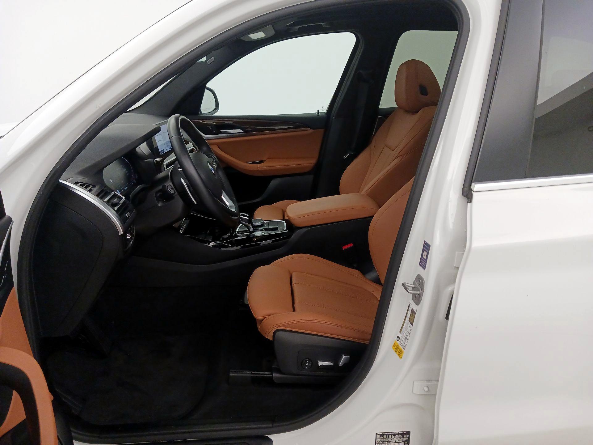 Thumbnail: 2024 BMW X3 - 11