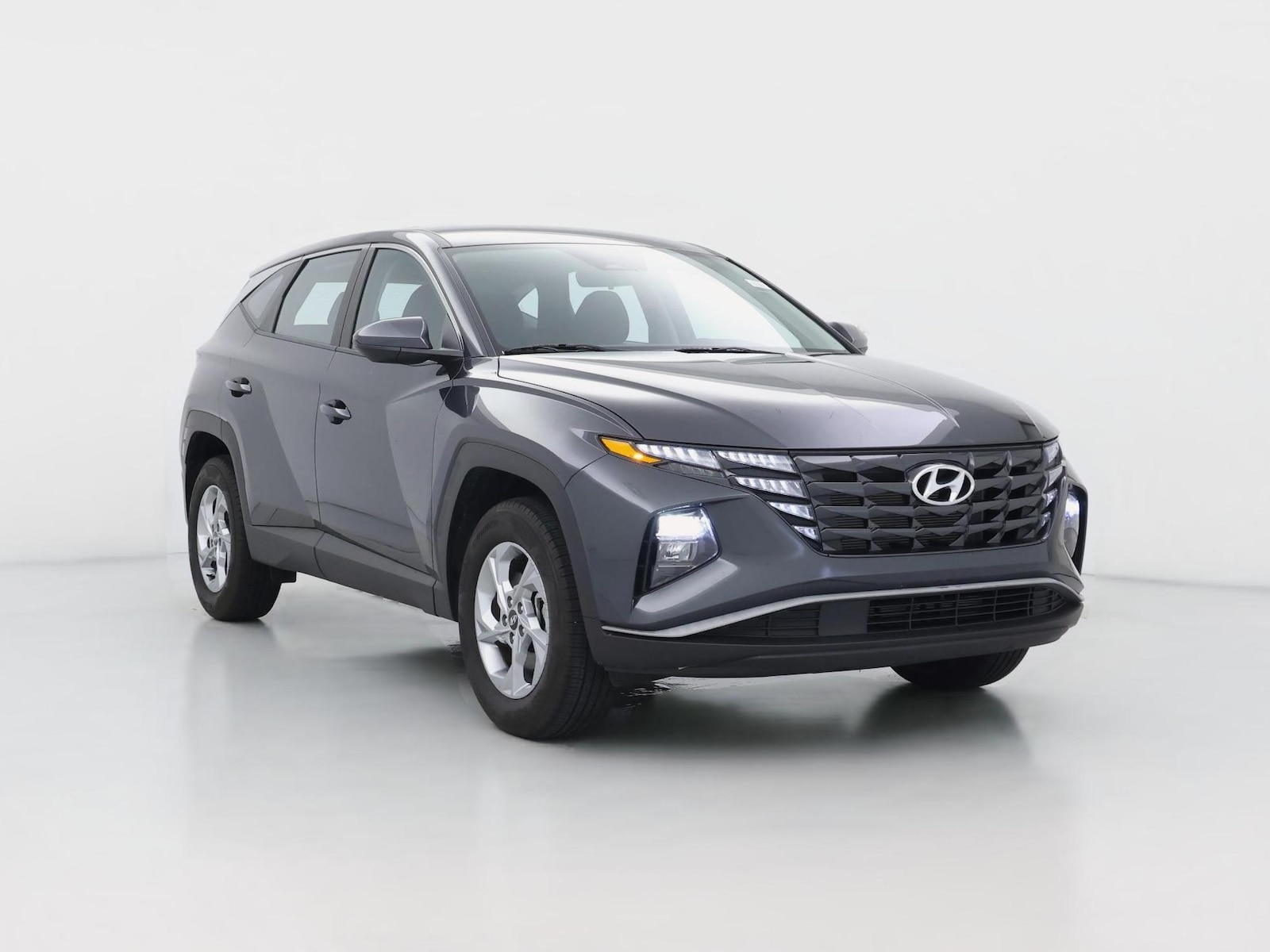 2023 Hyundai Tucson SE - Photo 1