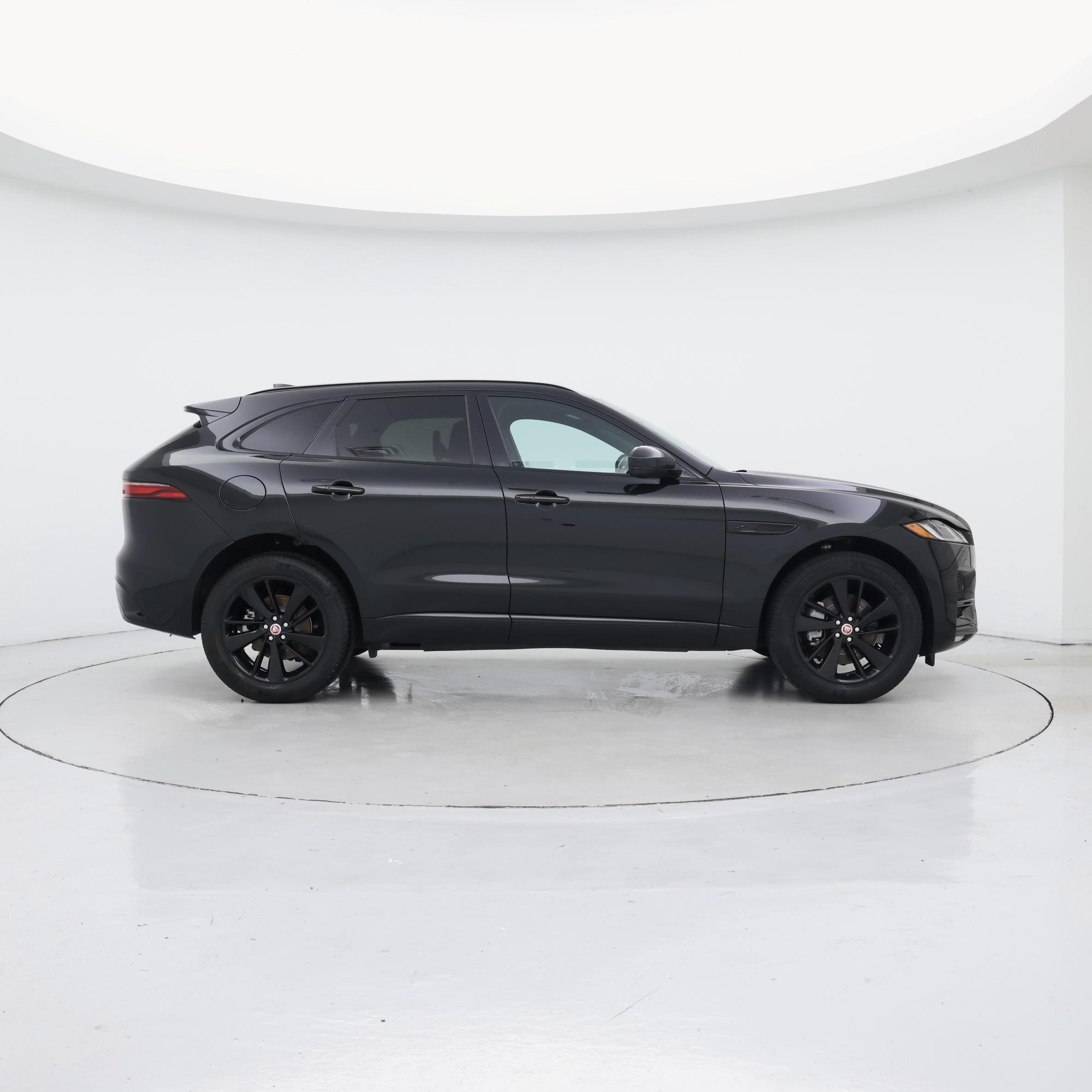 Thumbnail: 2022 Jaguar F-Pace - 7