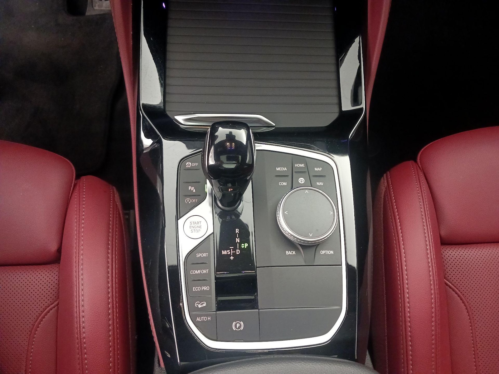 2023 BMW X4 30i - Photo 19