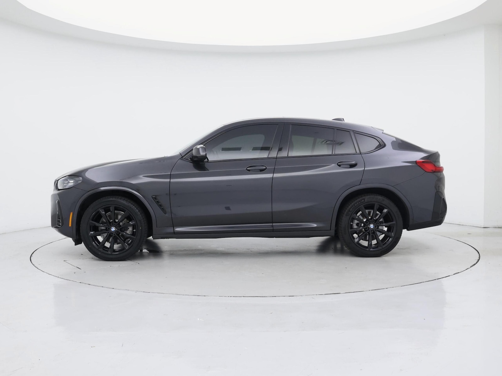 2023 BMW X4 30i - Photo 4
