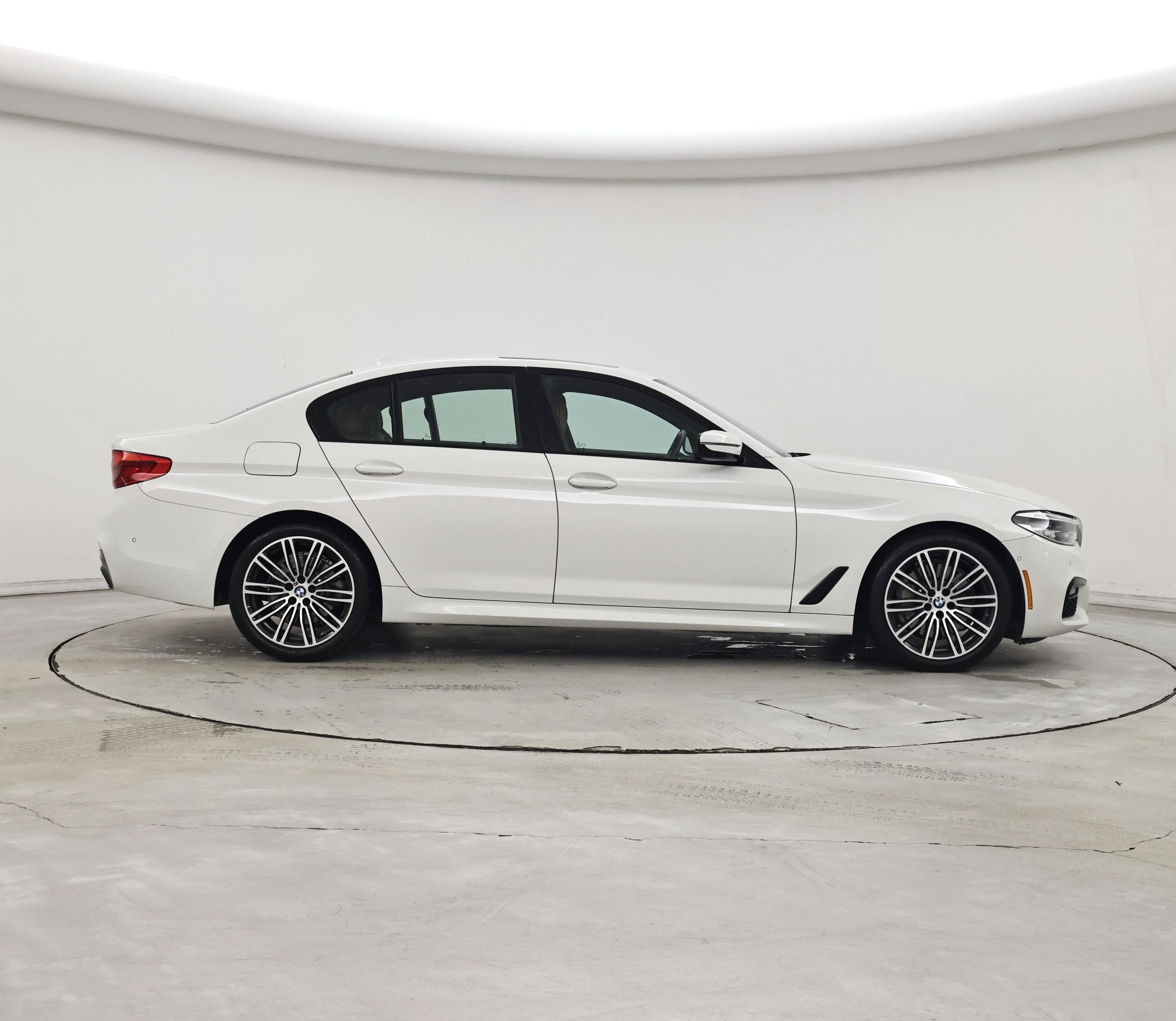 Thumbnail: 2020 BMW 5 Series - 7