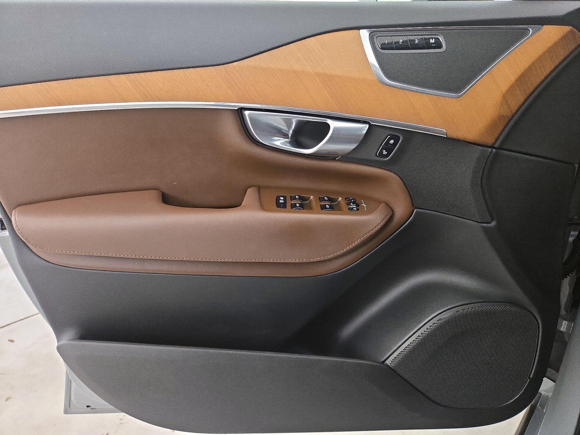 Thumbnail: 2024 Volvo XC90 - 12