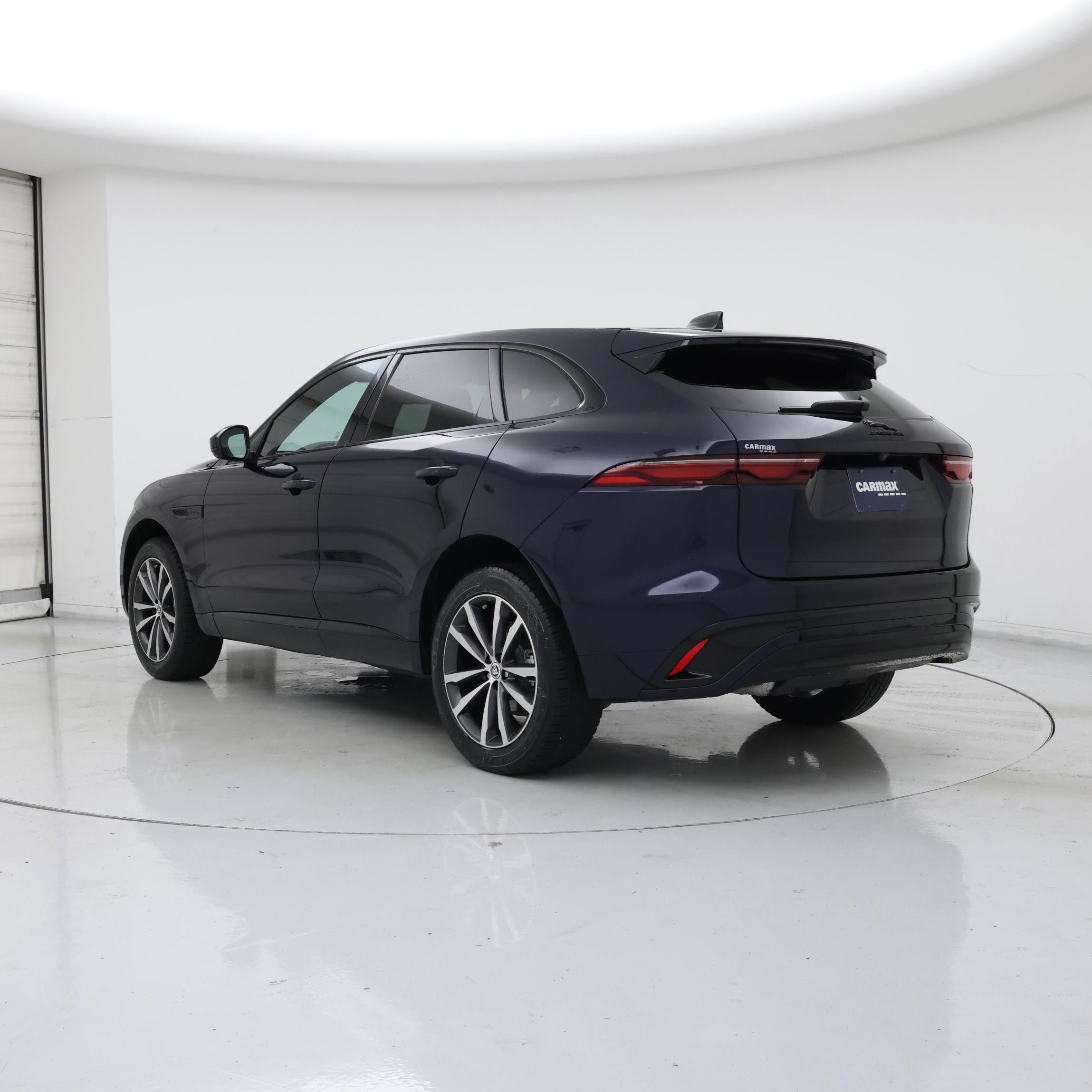 Thumbnail: 2024 Jaguar F-Pace - 2