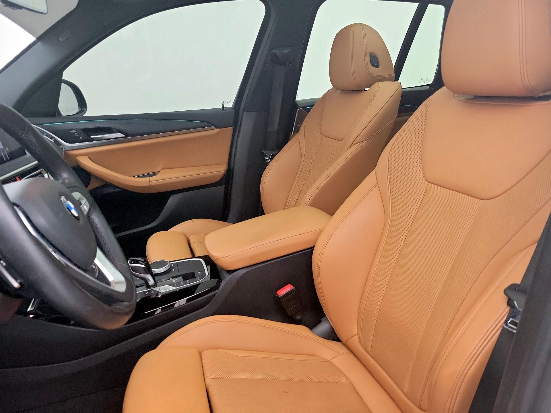 Thumbnail: 2022 BMW X3 - 11