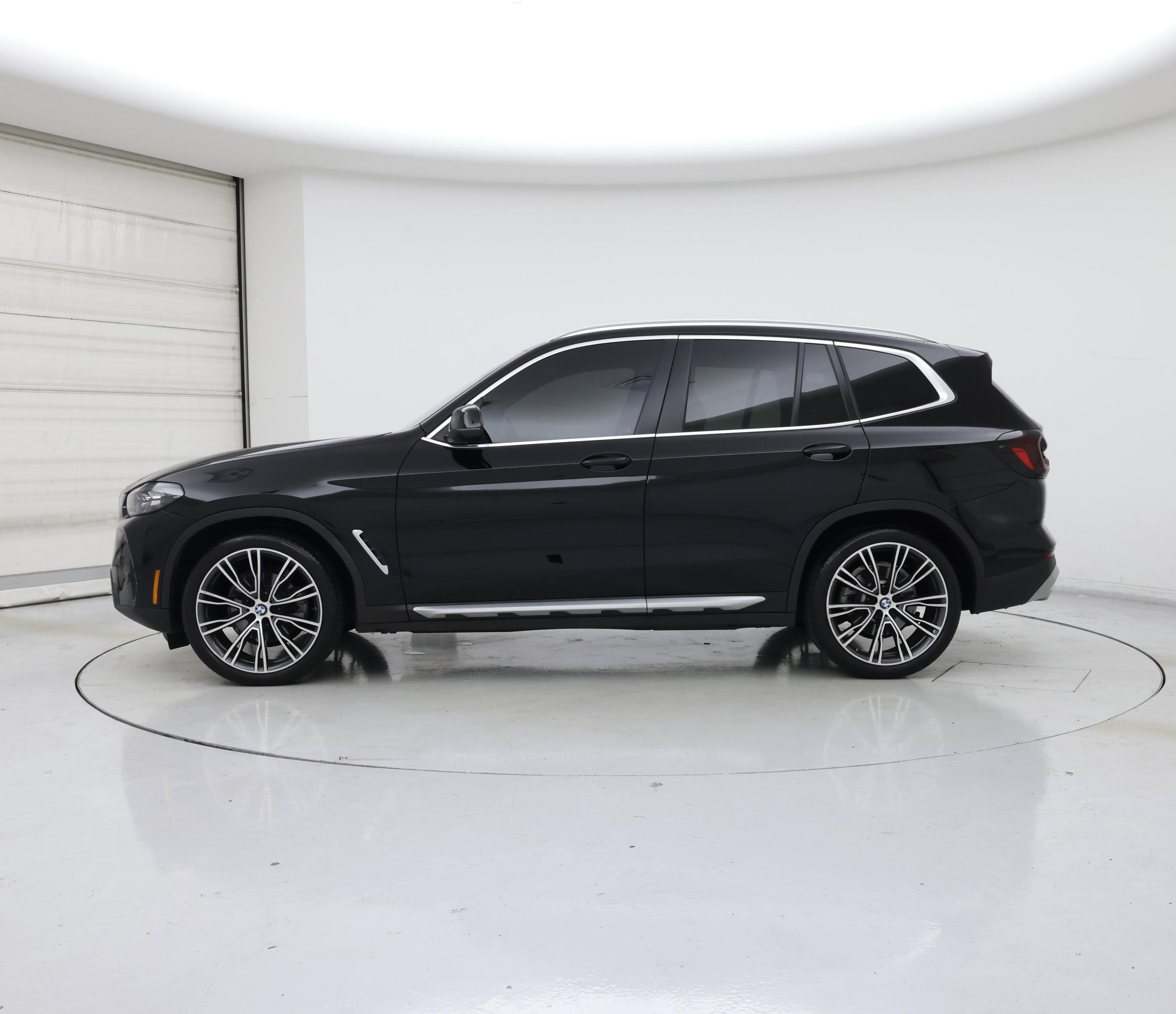 Thumbnail: 2022 BMW X3 - 3