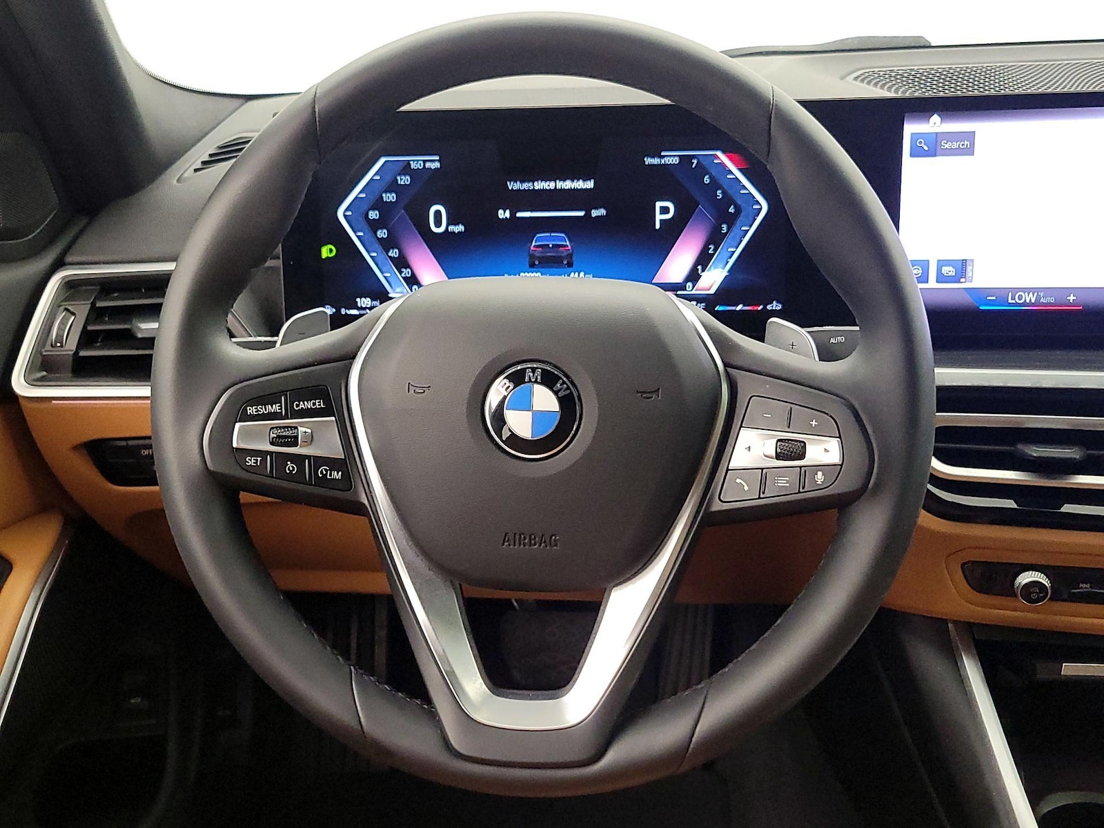 2024 BMW 3 Series 330i - Photo 11