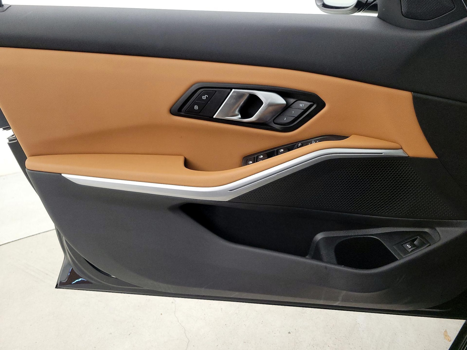 2024 BMW 3 Series 330i - Photo 13