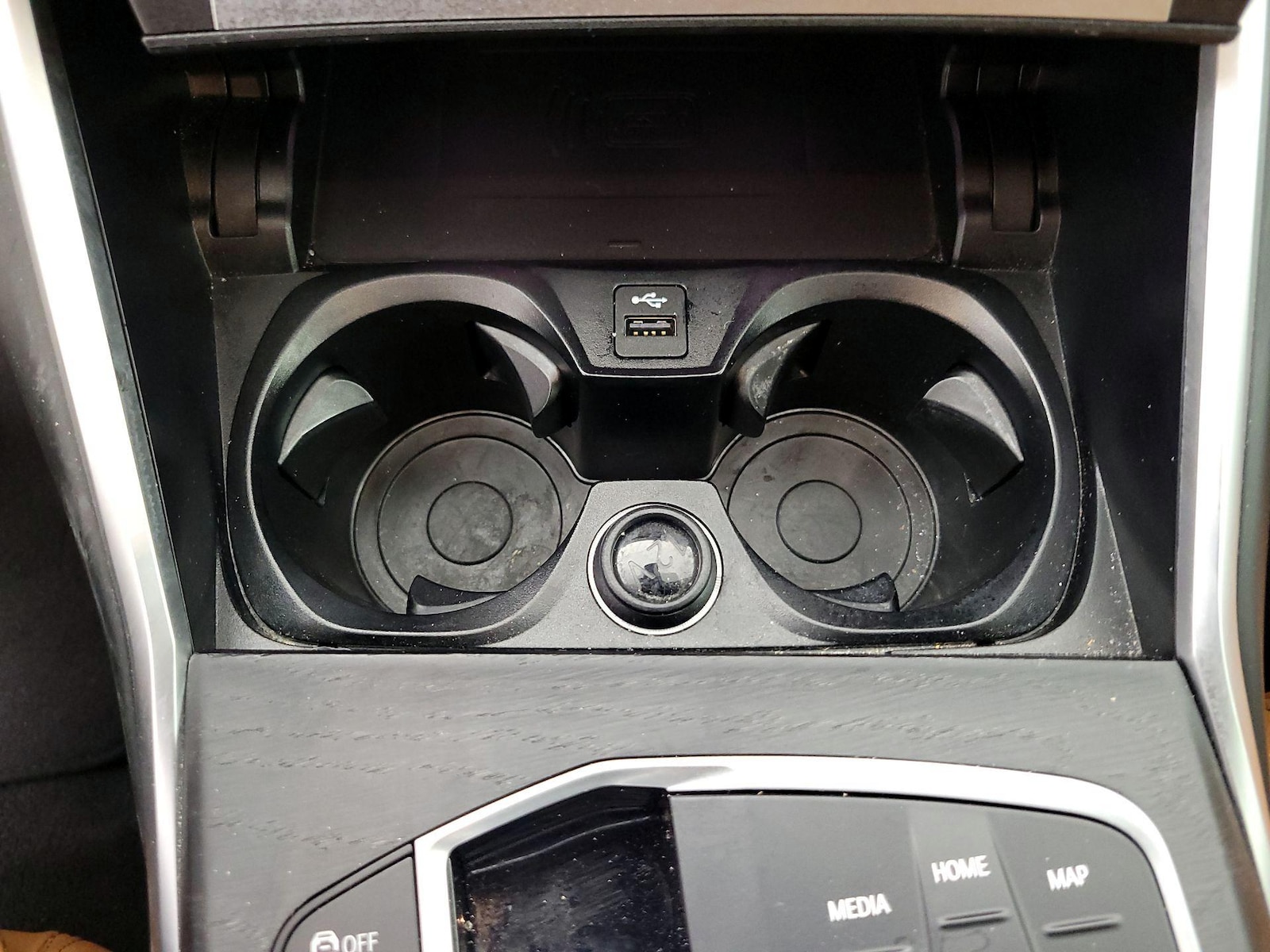 2024 BMW 3 Series 330i - Photo 20