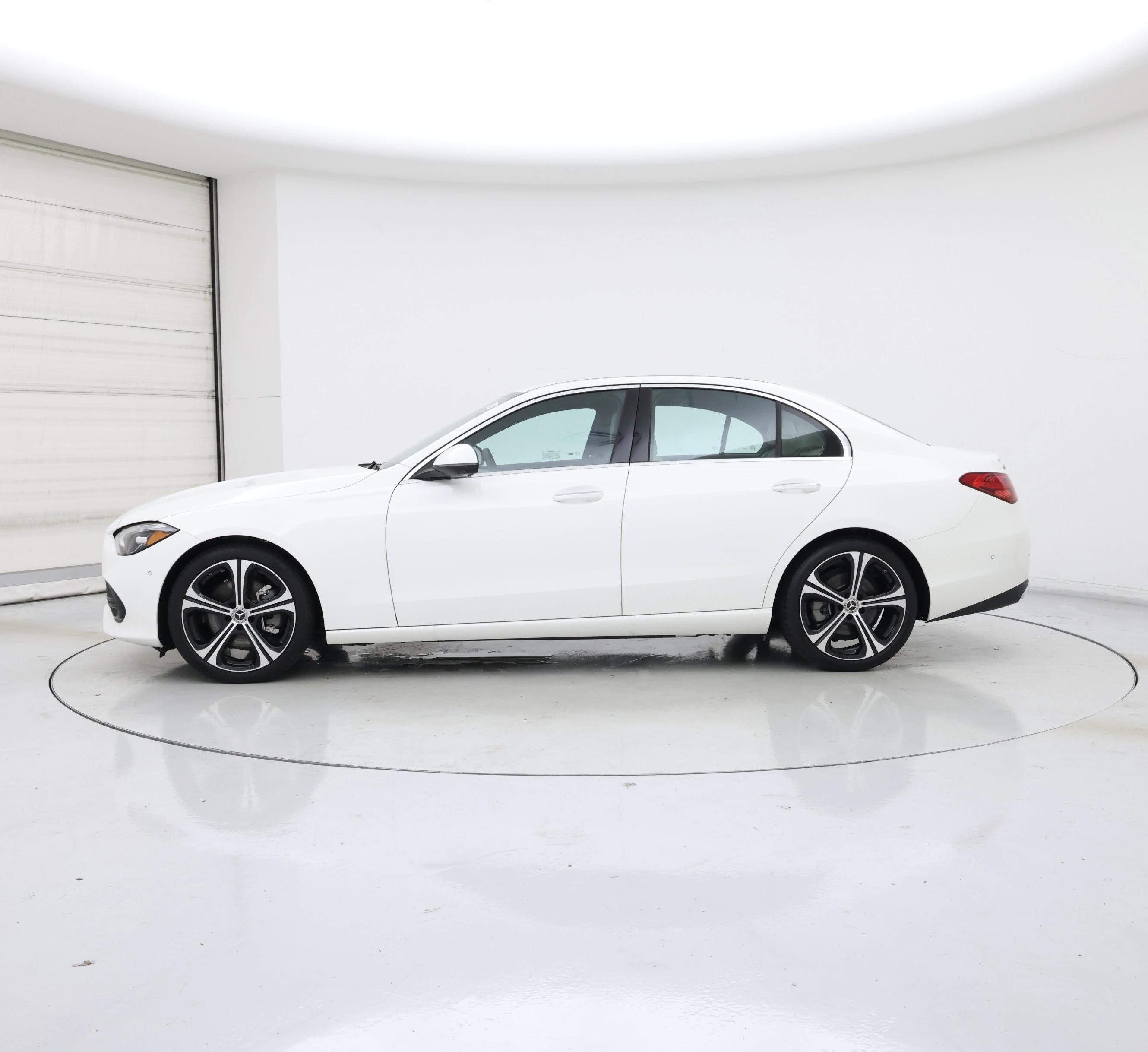 Thumbnail: 2025 Mercedes-Benz C-Class - 3
