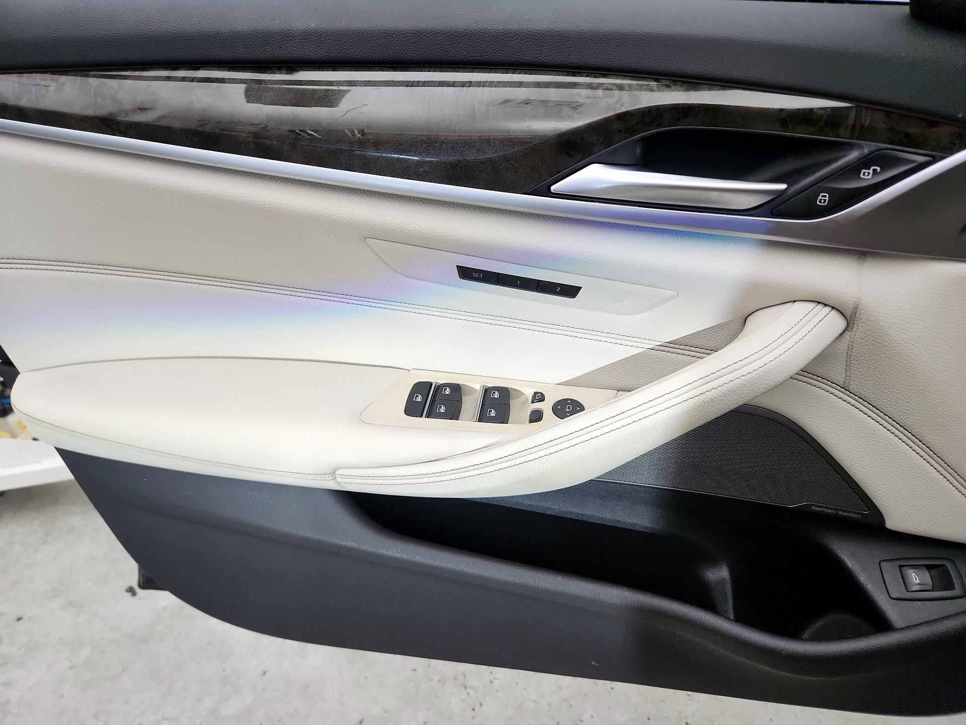 Thumbnail: 2023 BMW 5 Series - 12