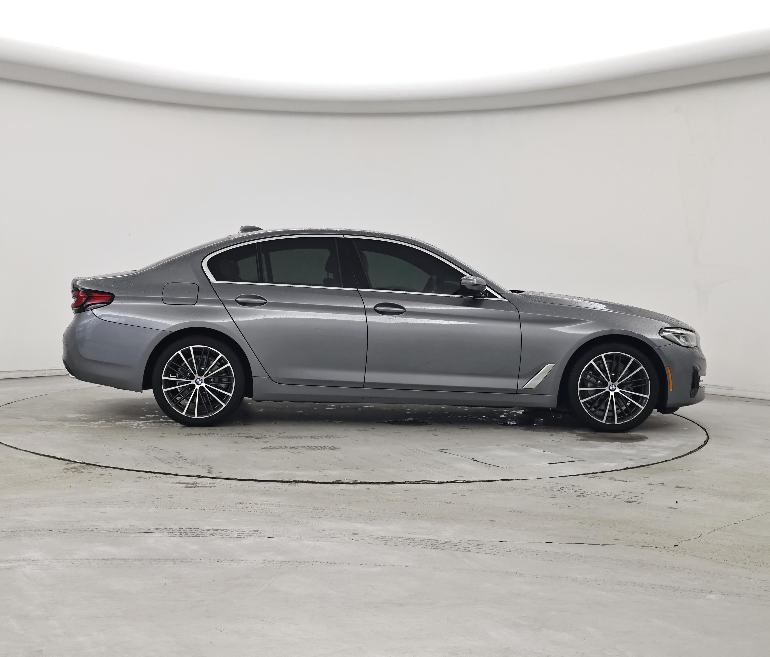 Thumbnail: 2023 BMW 5 Series - 7