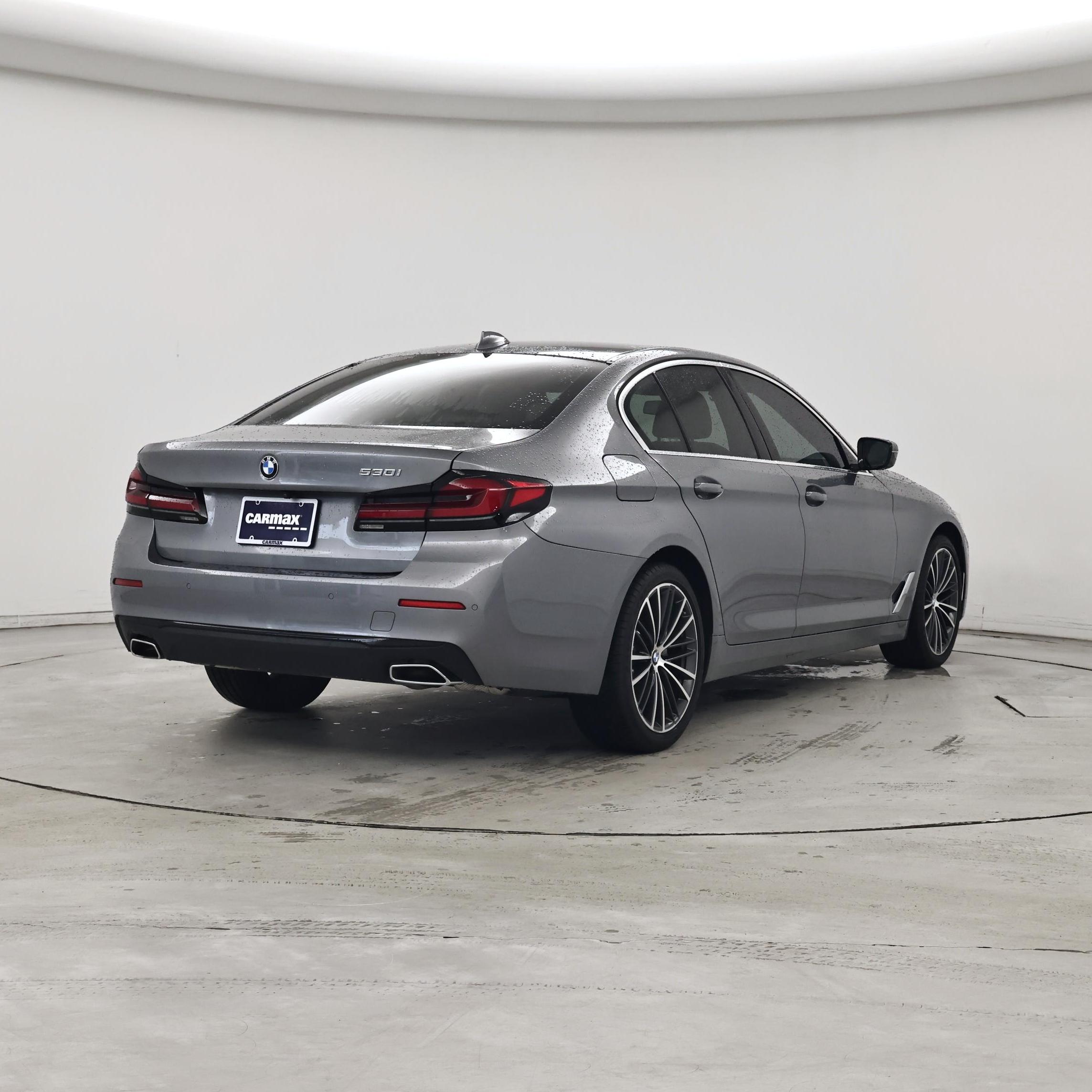 Thumbnail: 2023 BMW 5 Series - 8