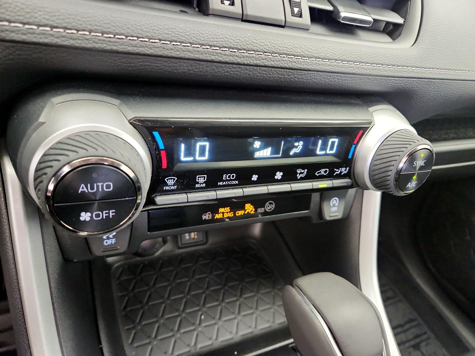Thumbnail: 2023 Toyota RAV4 - 16
