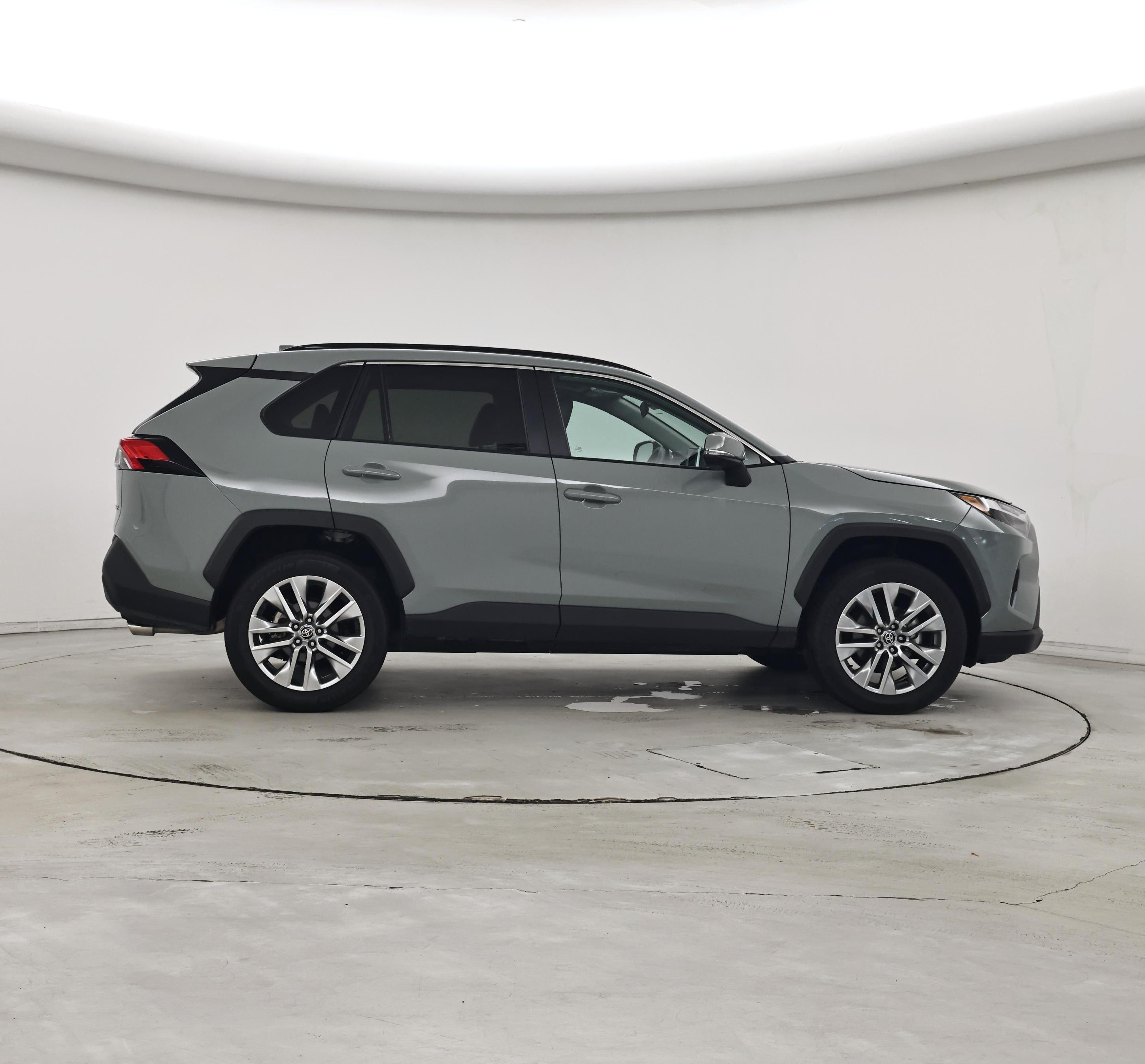 Thumbnail: 2023 Toyota RAV4 - 7