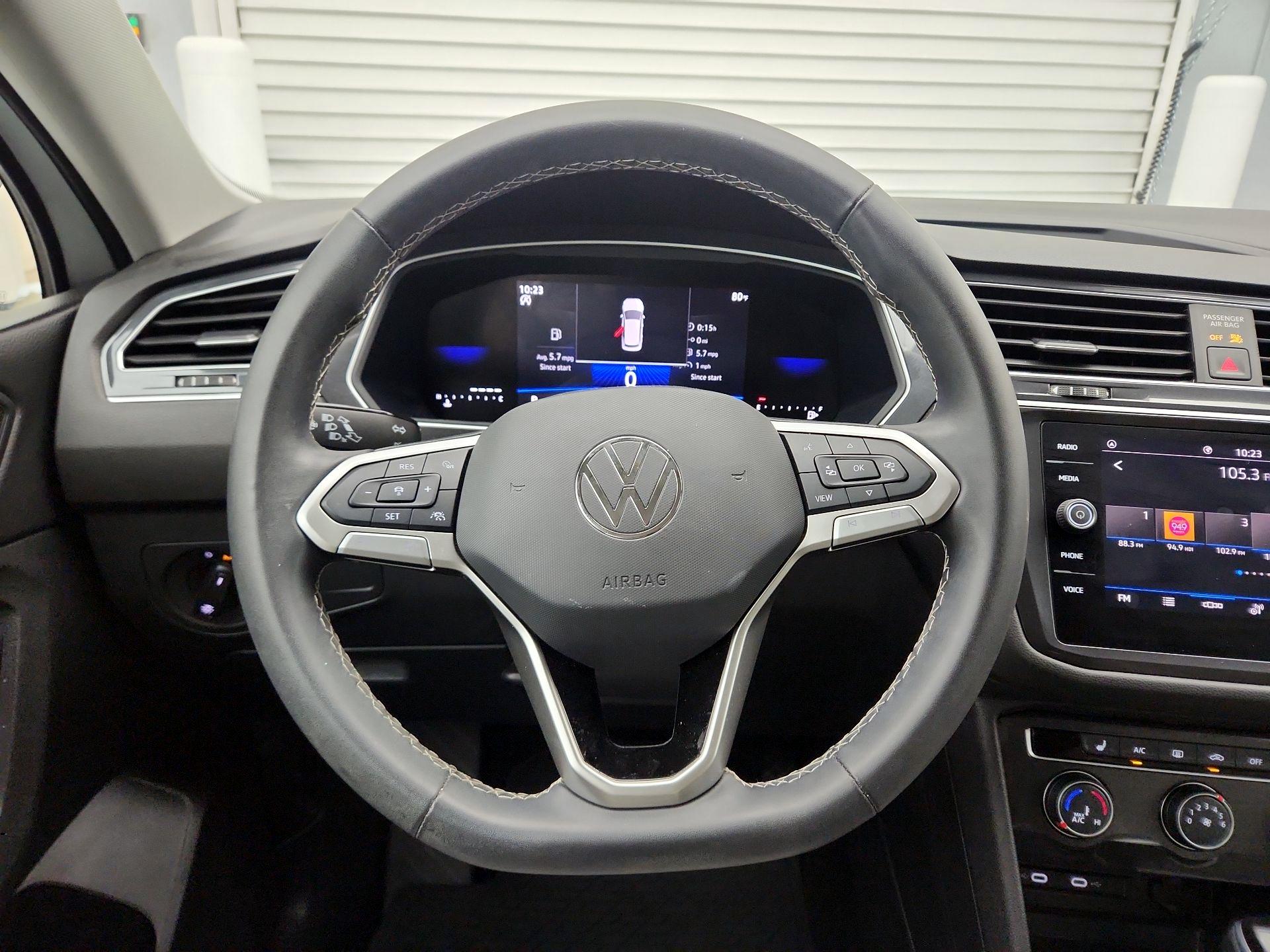 Thumbnail: 2024 Volkswagen Tiguan - 10