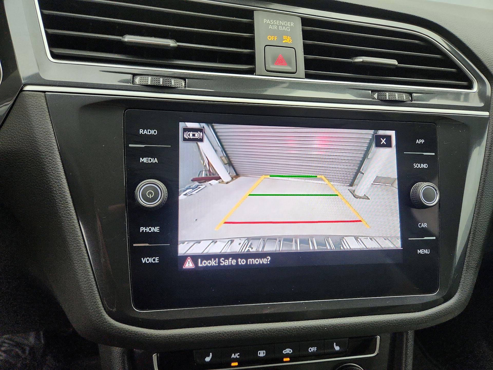 Thumbnail: 2024 Volkswagen Tiguan - 14