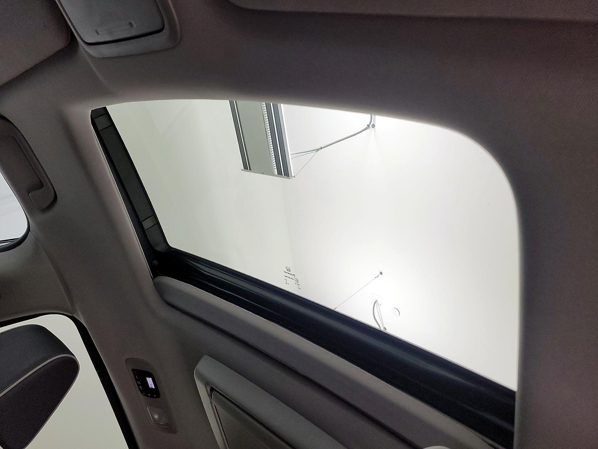 Thumbnail: 2024 Honda Odyssey - 19