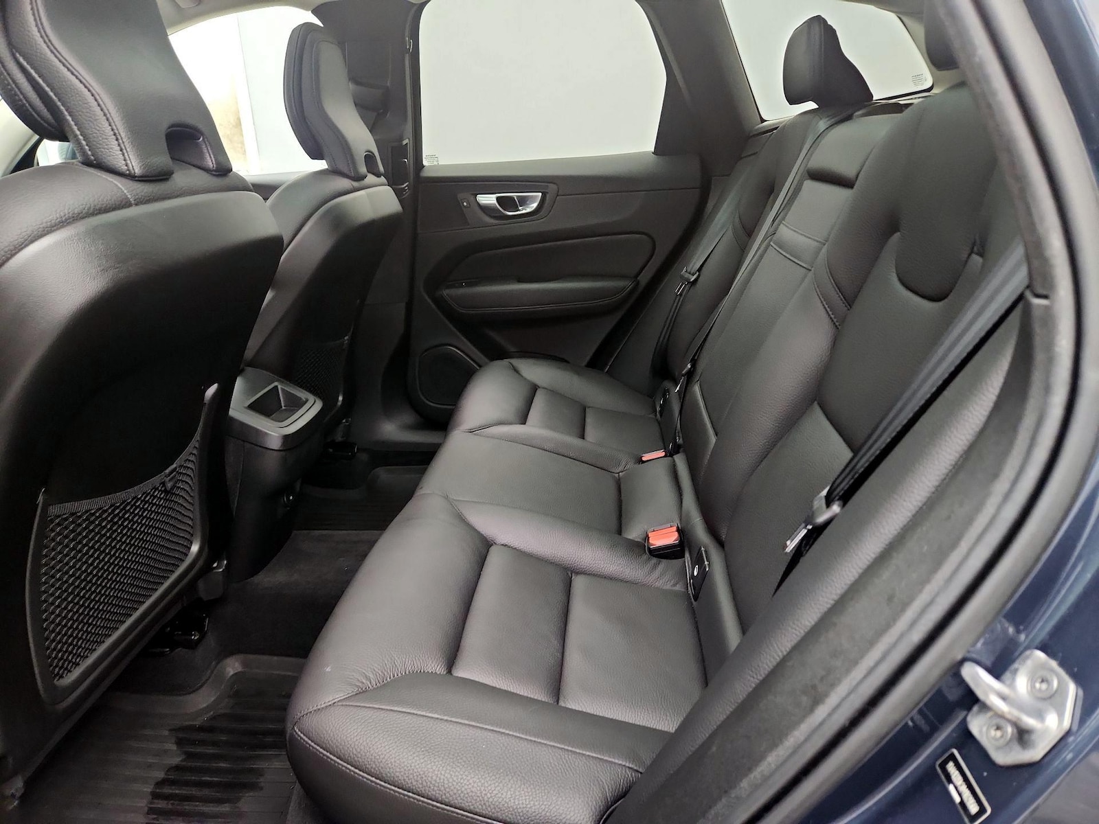 2021 Volvo XC60 Momentum - Photo 21