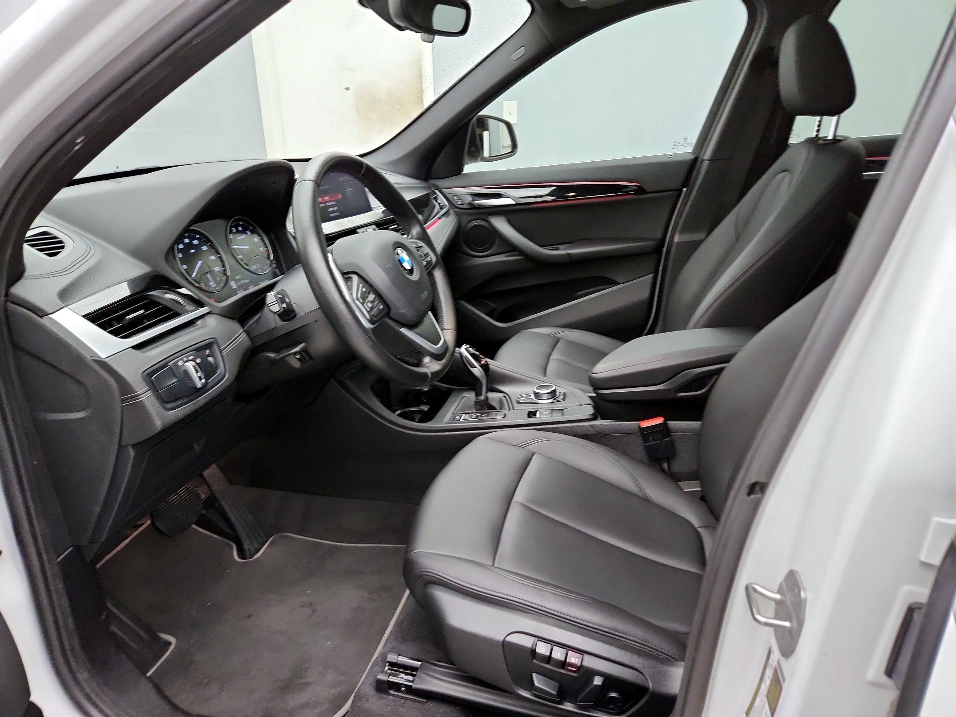Thumbnail: 2021 BMW X1 - 11