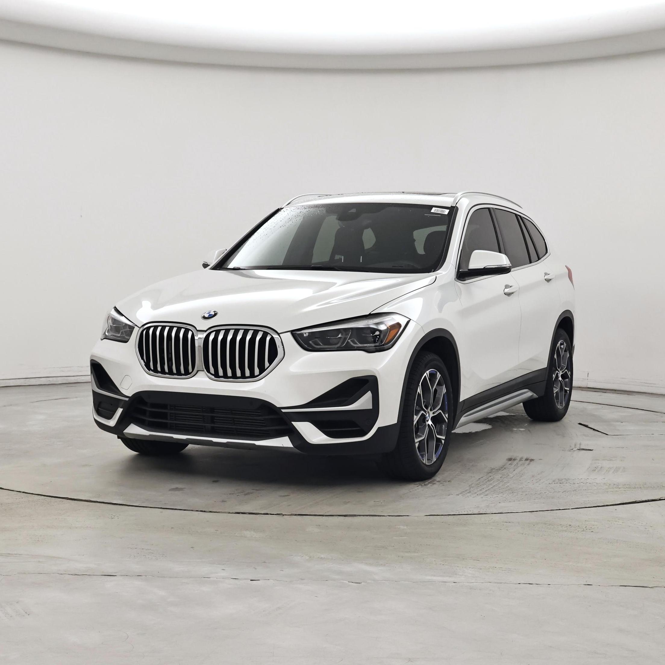 Thumbnail: 2021 BMW X1 - 4
