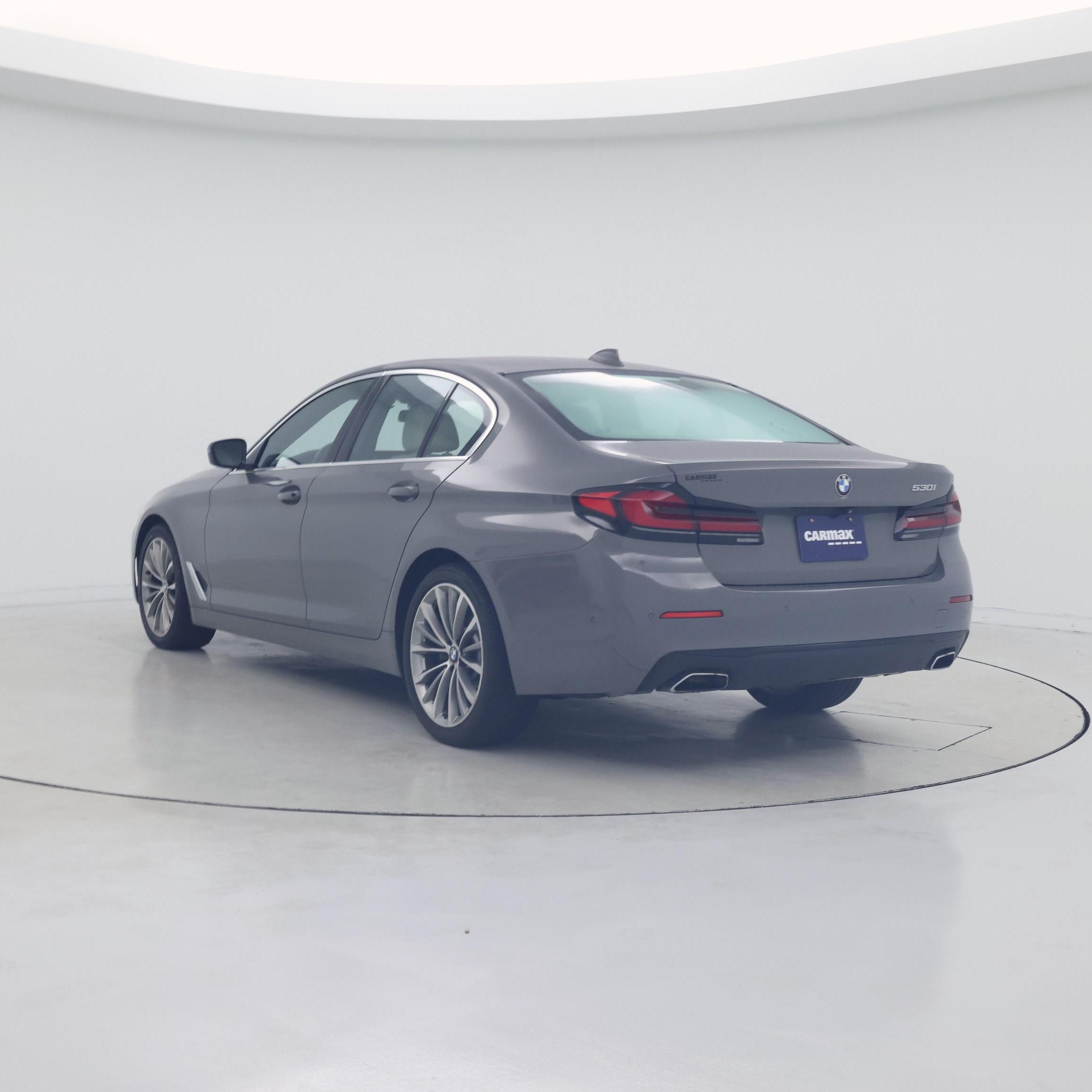 Thumbnail: 2021 BMW 5 Series - 2