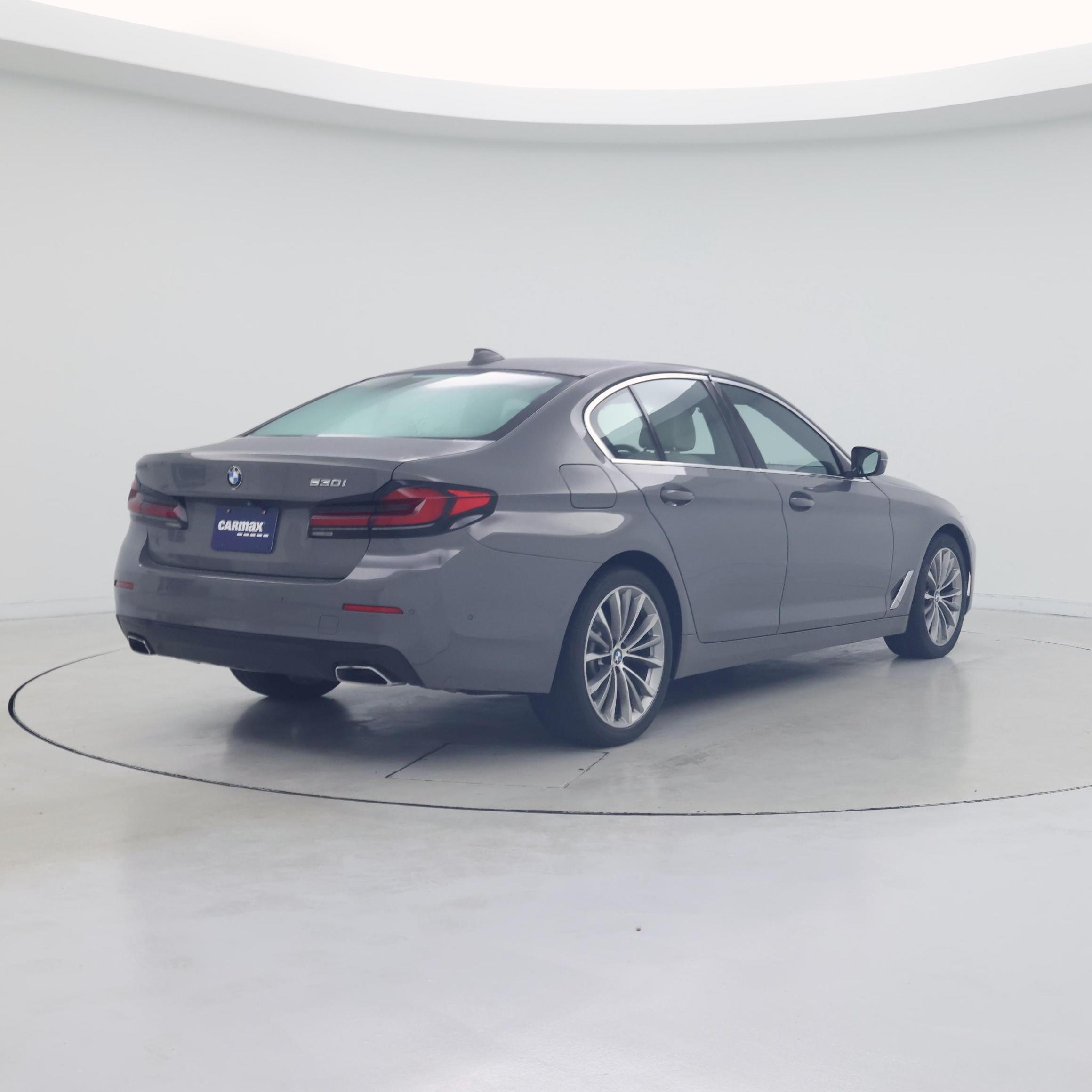 Thumbnail: 2021 BMW 5 Series - 8