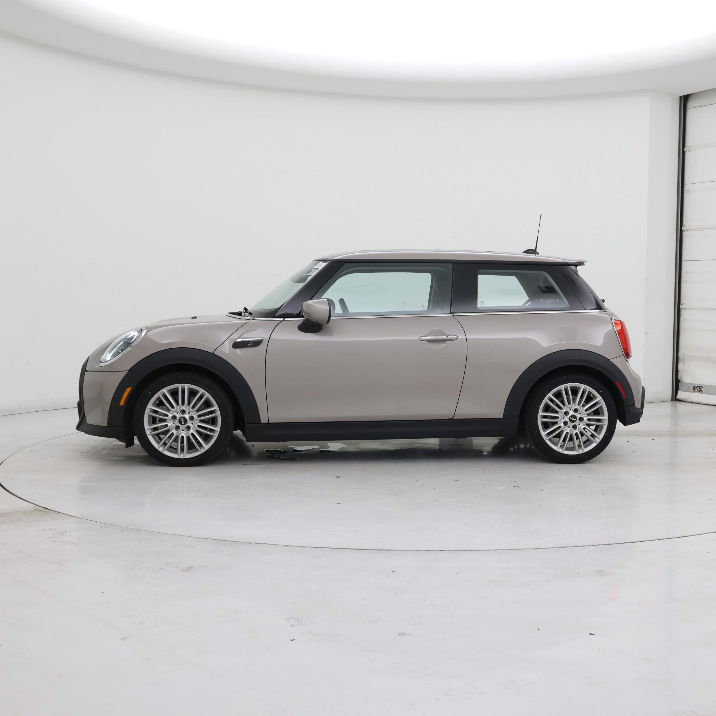Thumbnail: 2024 MINI Cooper Hardtop - 3