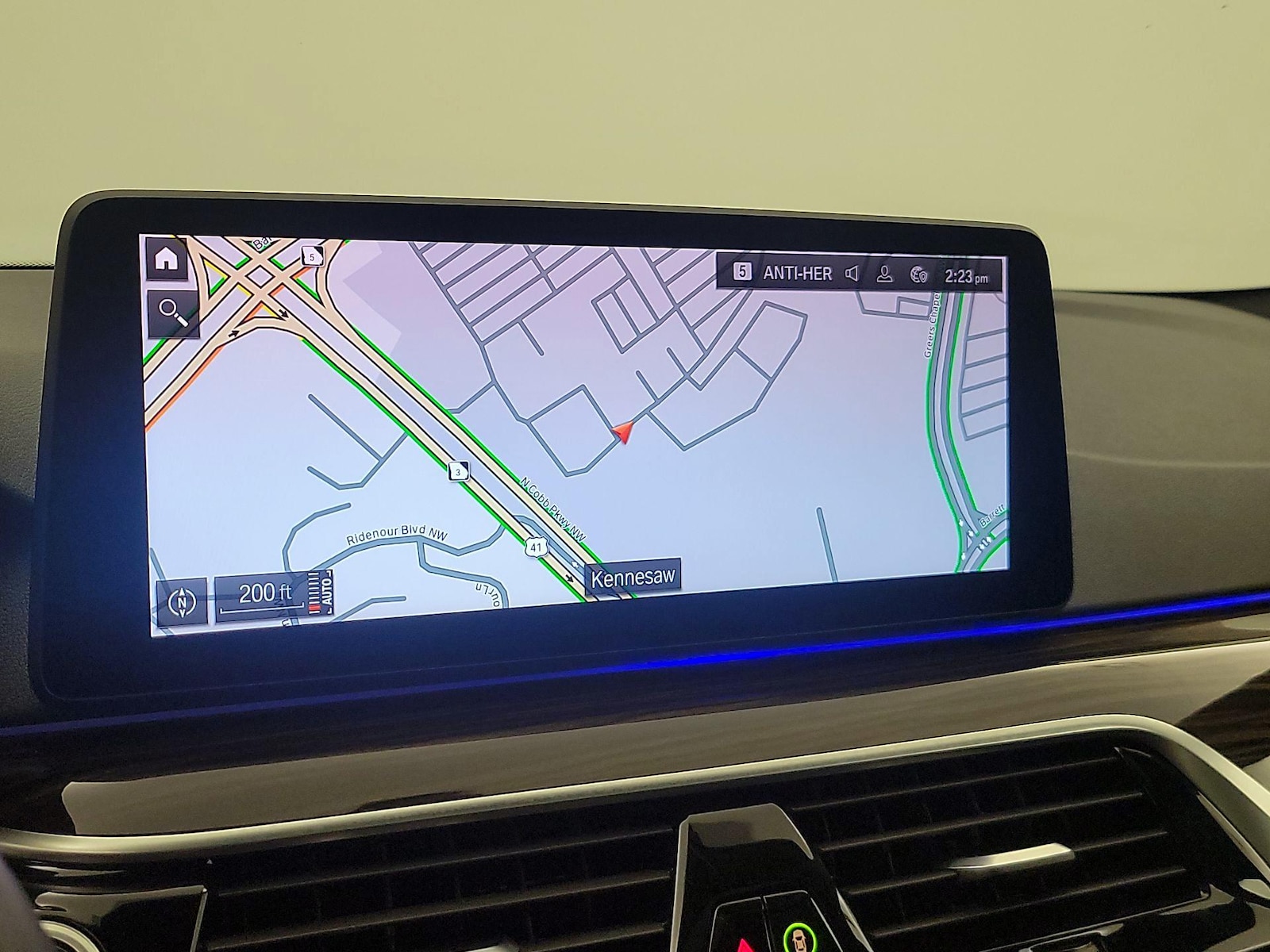 2023 BMW 5 Series 530i - Photo 15