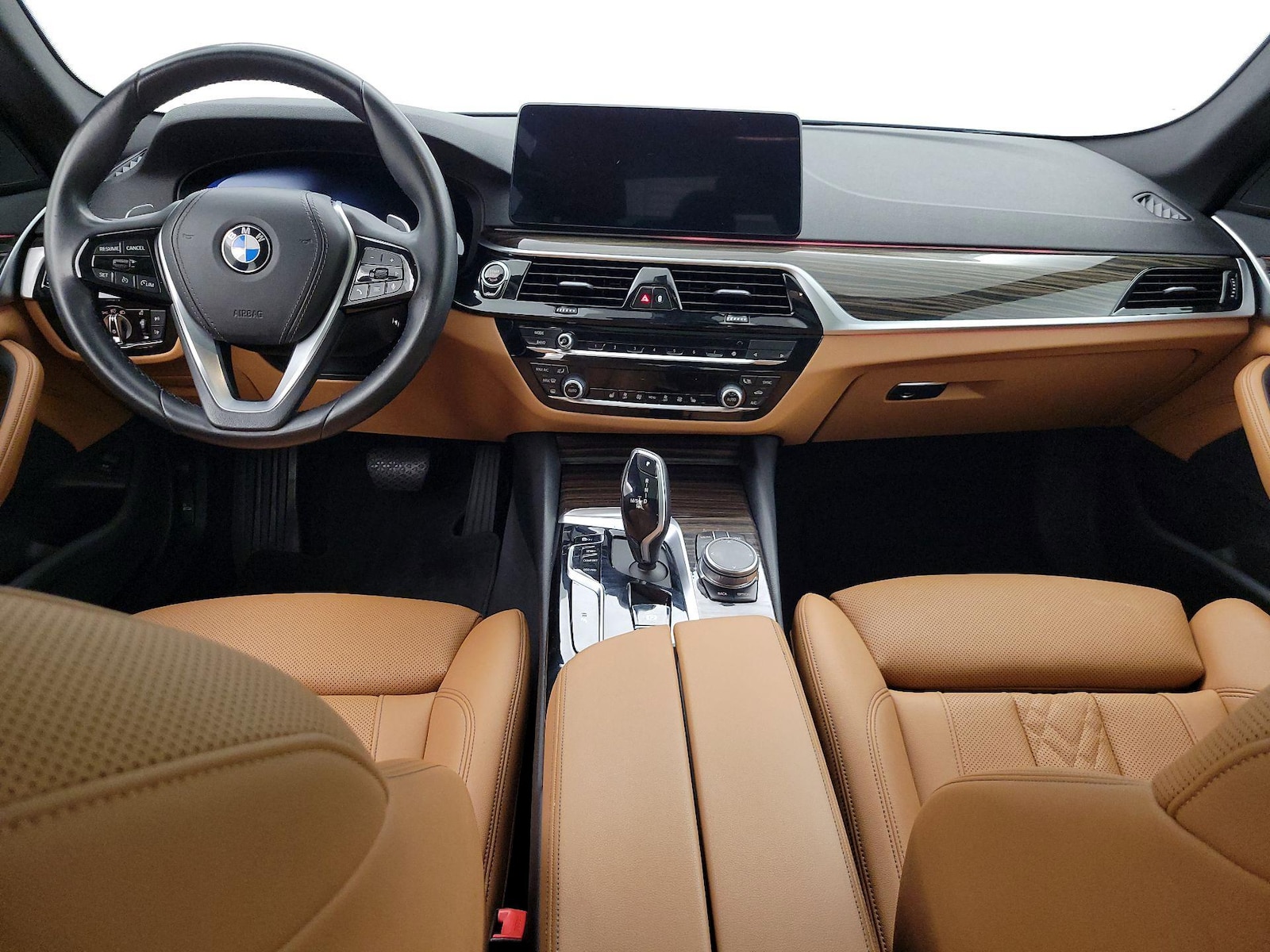 2023 BMW 5 Series 530i - Photo 10