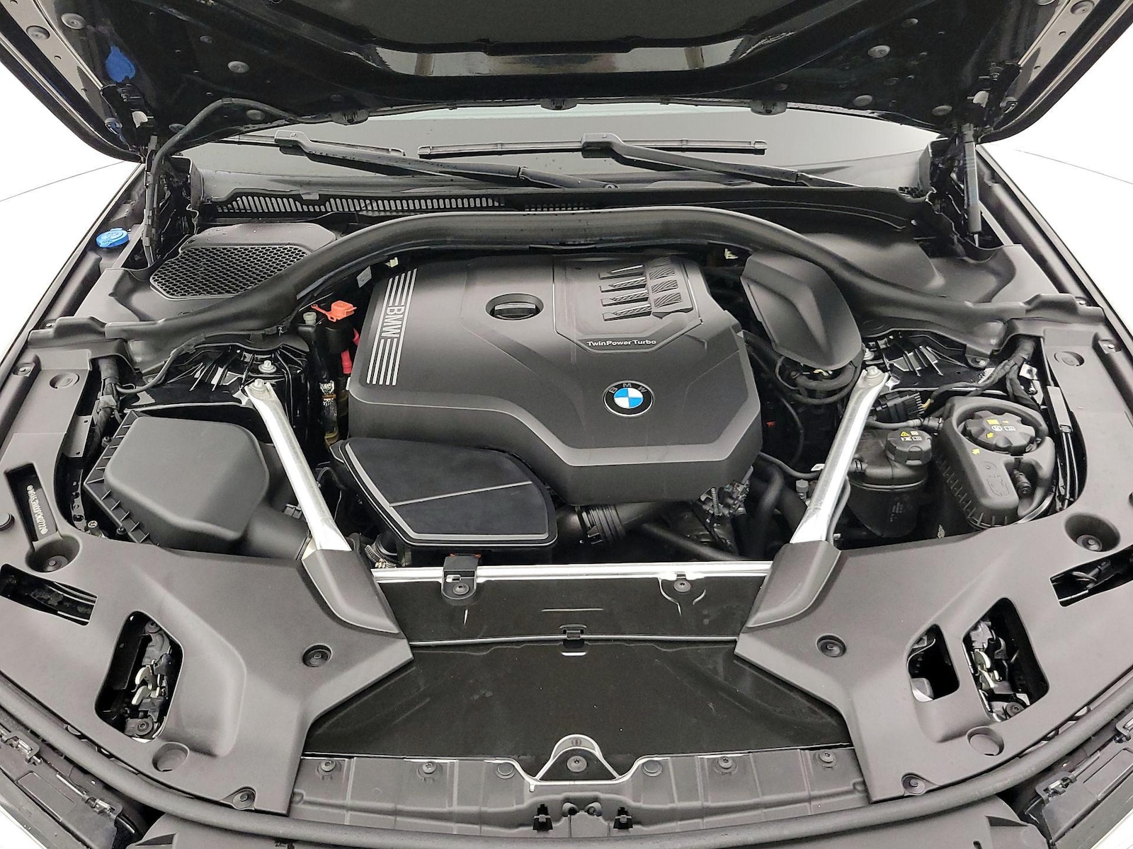2023 BMW 5 Series 530i - Photo 24