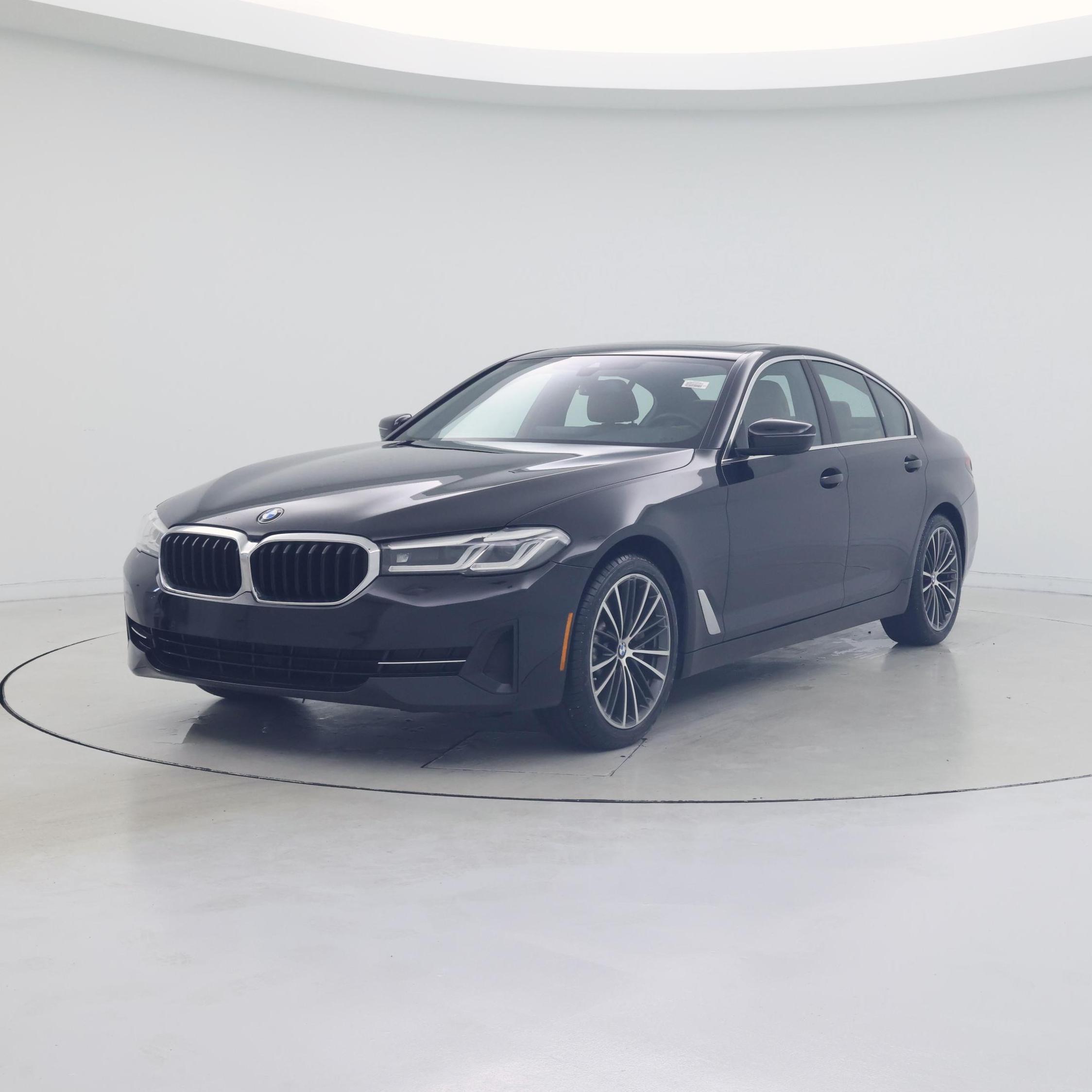 Thumbnail: 2023 BMW 5 Series - 4