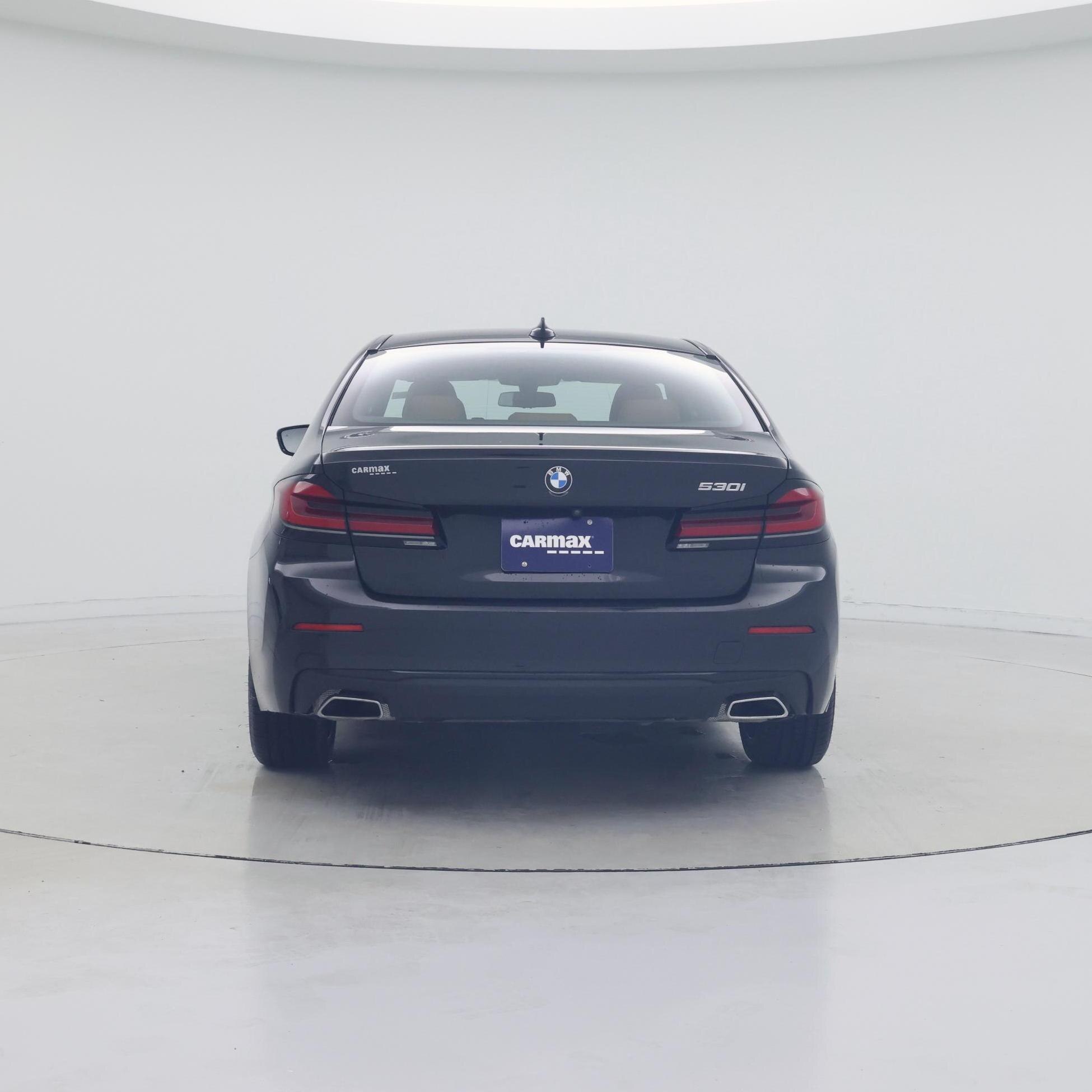 Thumbnail: 2023 BMW 5 Series - 6