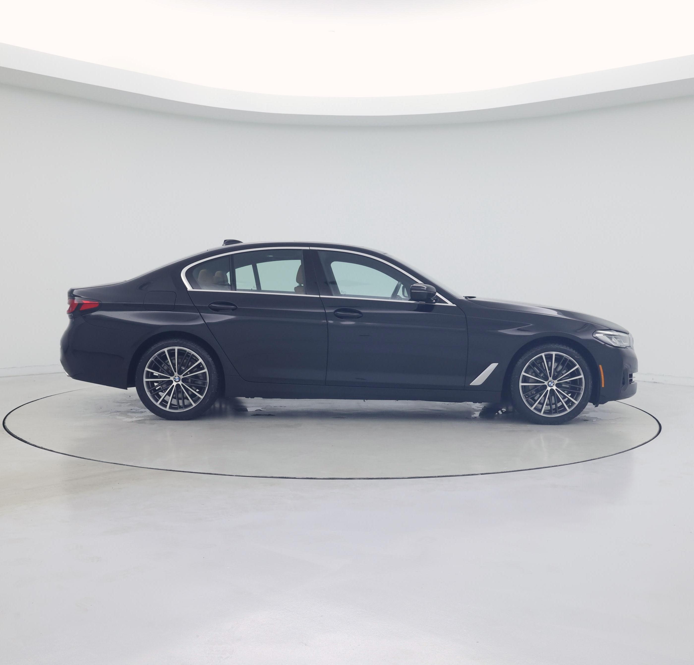 Thumbnail: 2023 BMW 5 Series - 7