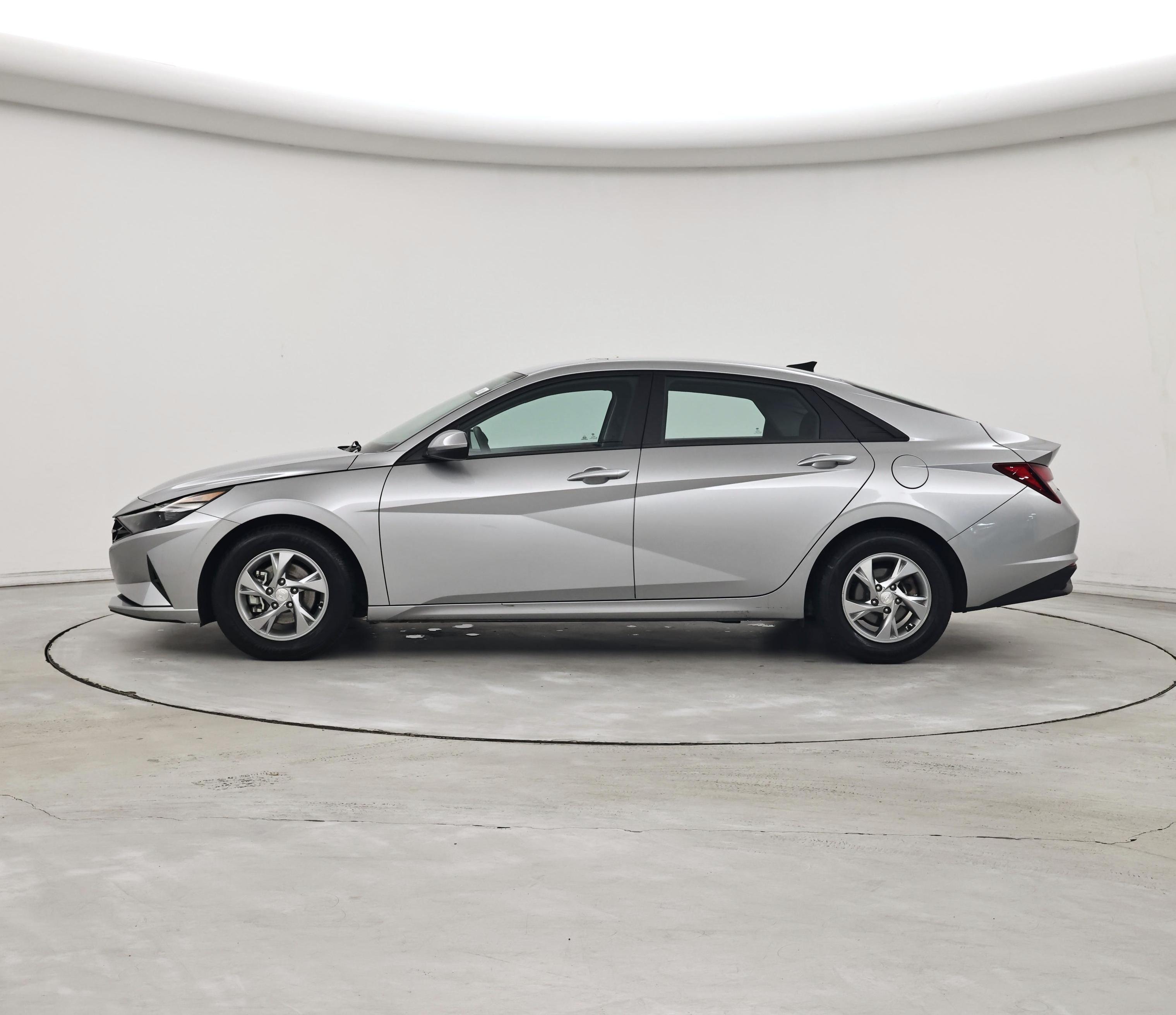 Thumbnail: 2021 Hyundai Elantra - 3