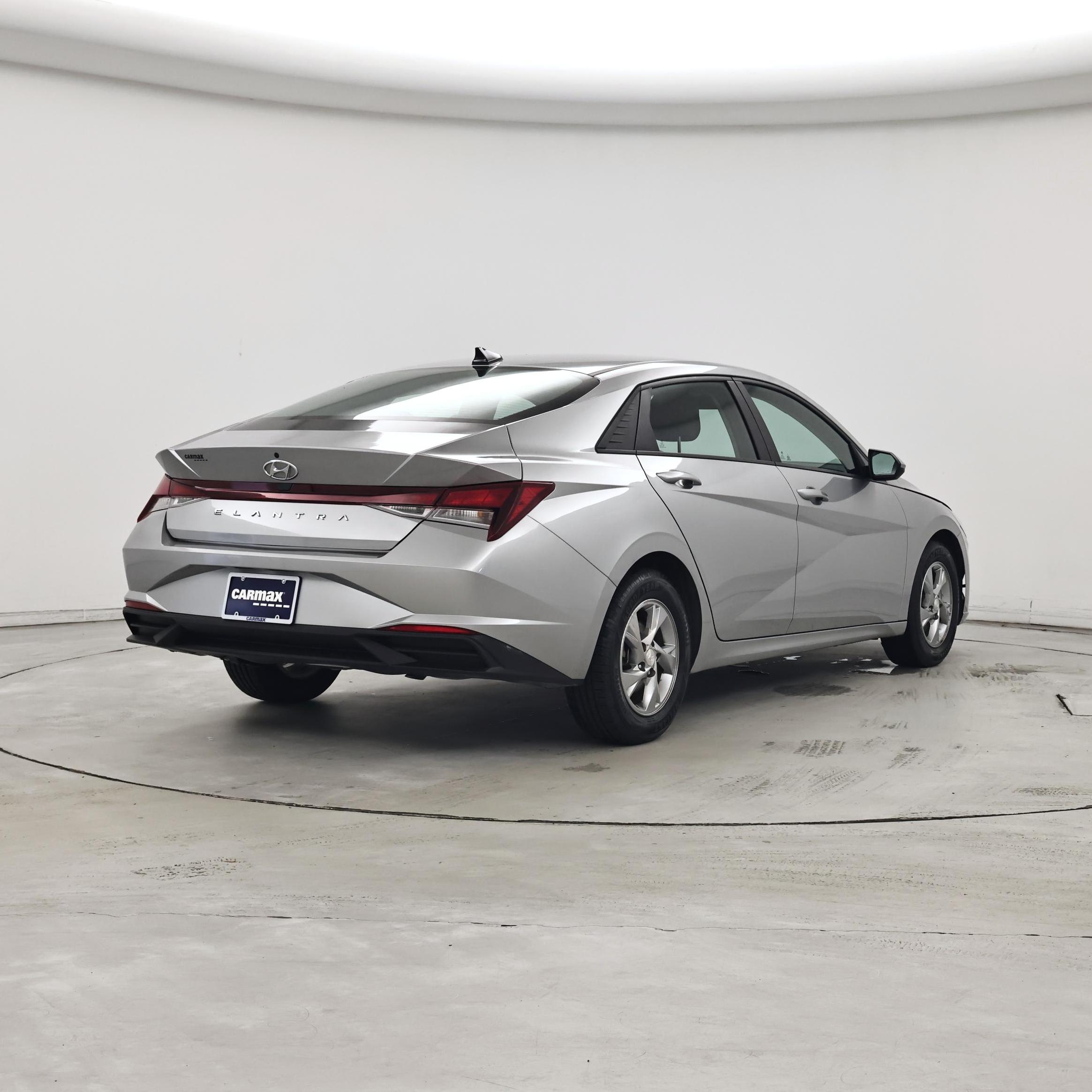 Thumbnail: 2021 Hyundai Elantra - 8