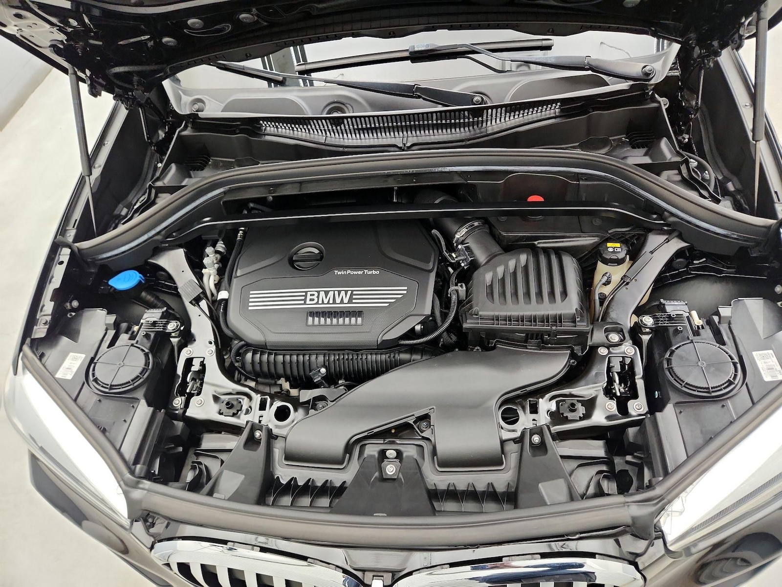 2022 BMW X1 28i - Photo 23