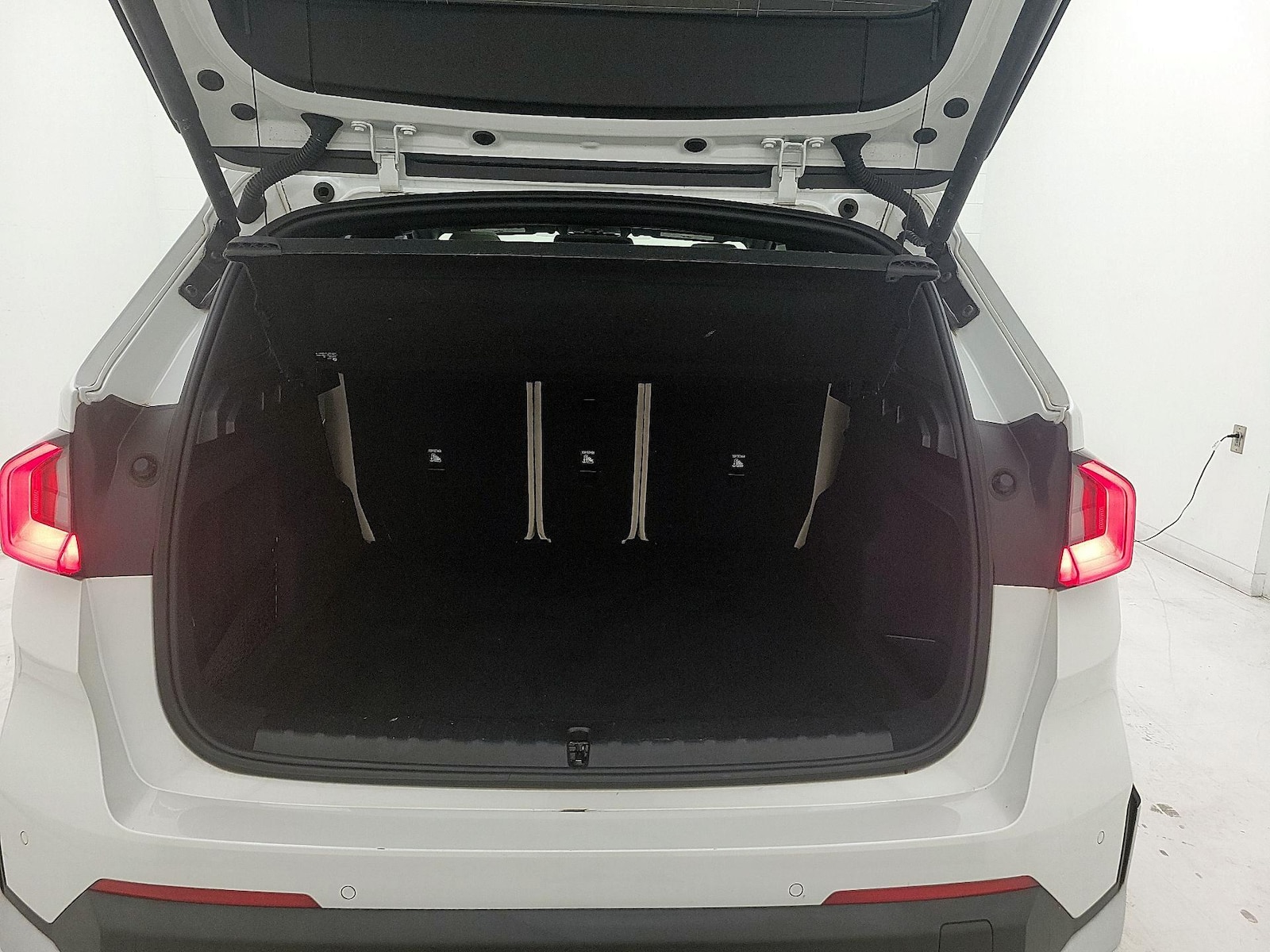 2023 BMW X1 28i - Photo 23