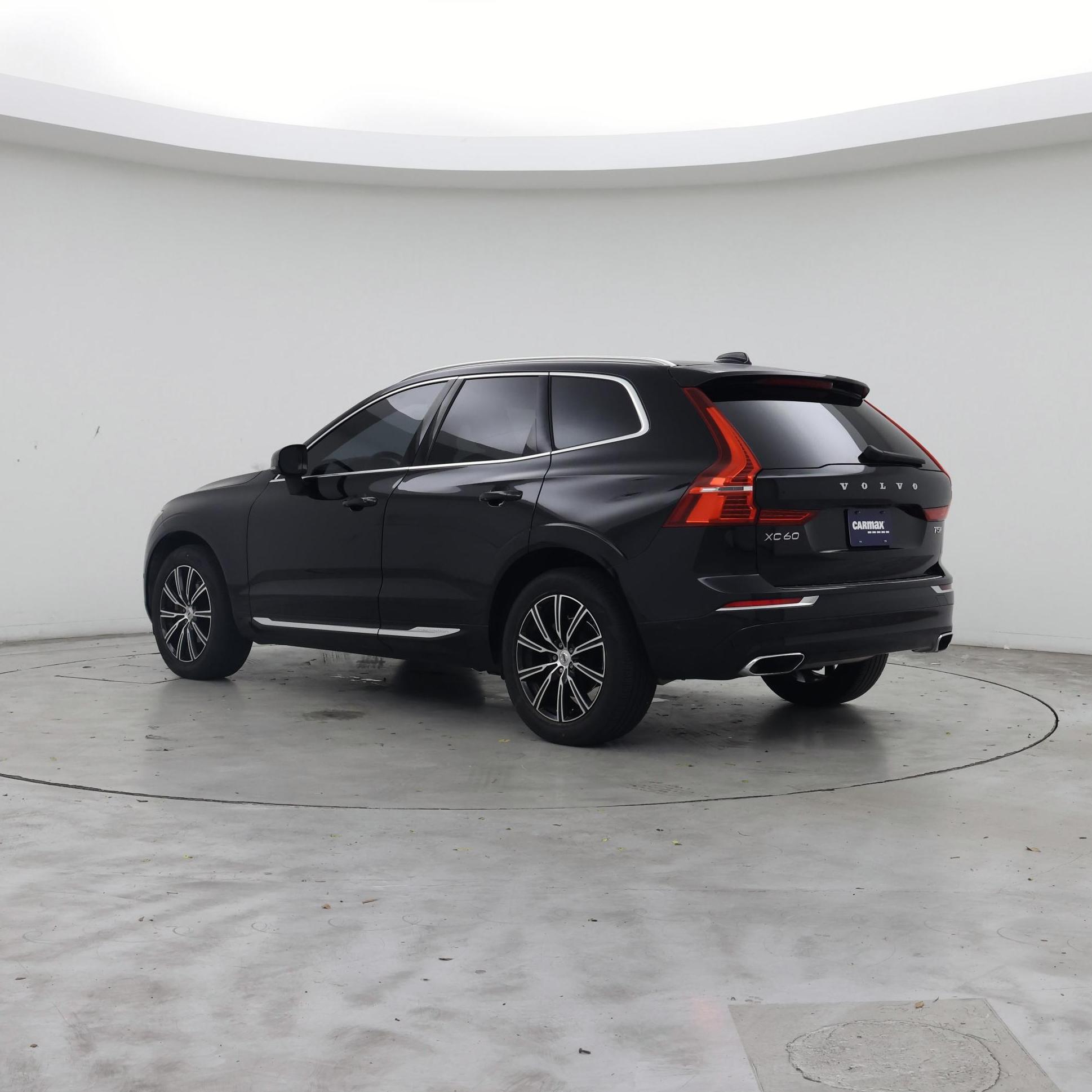 Thumbnail: 2019 Volvo XC60 - 2
