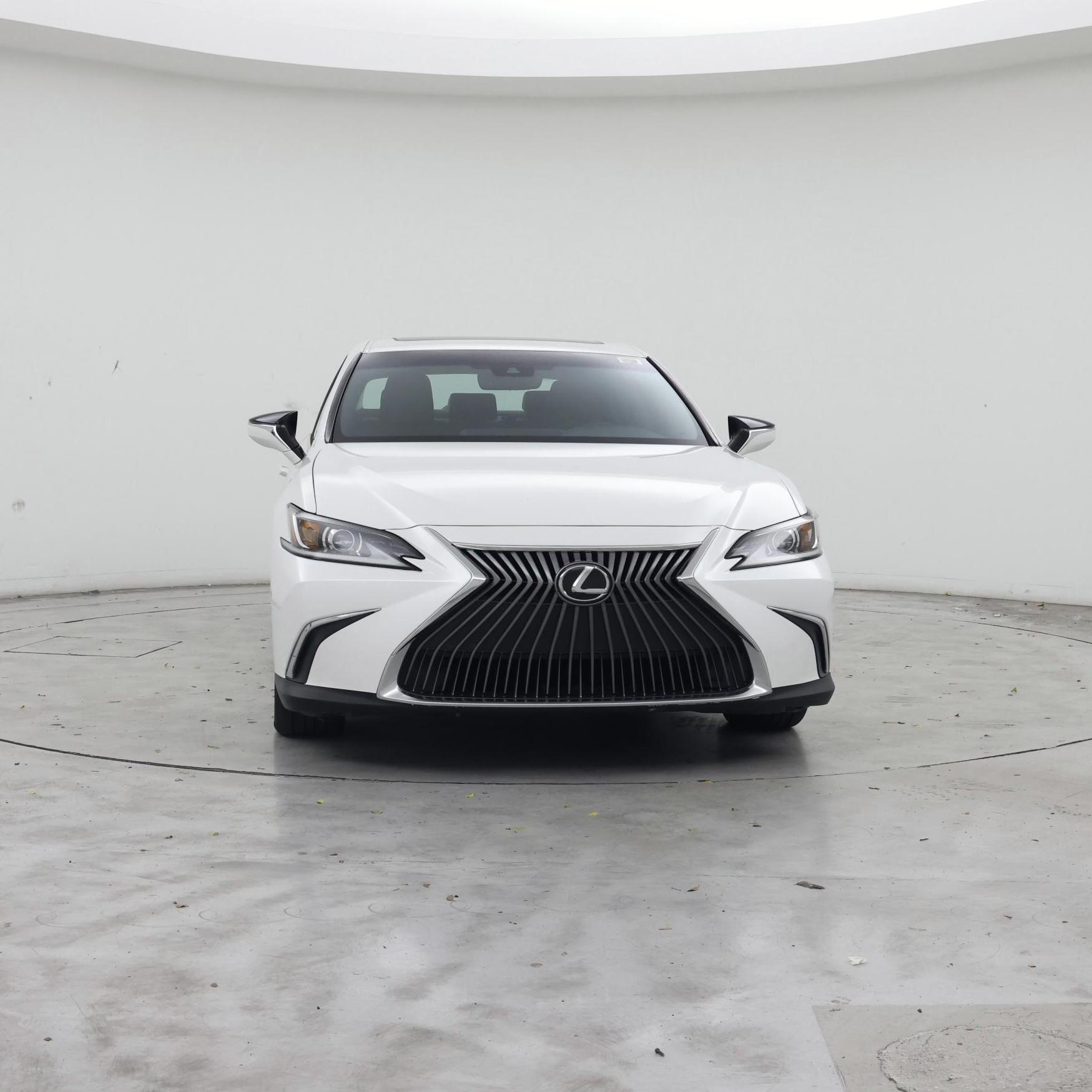 Thumbnail: 2021 Lexus ES - 5
