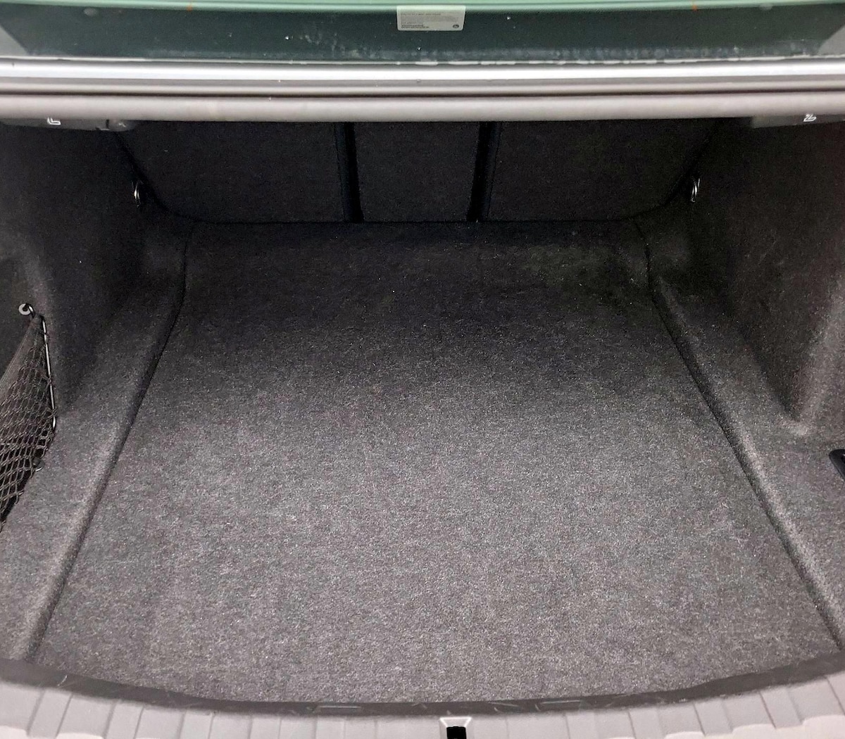 Trunk/Cargo (Seats Up)