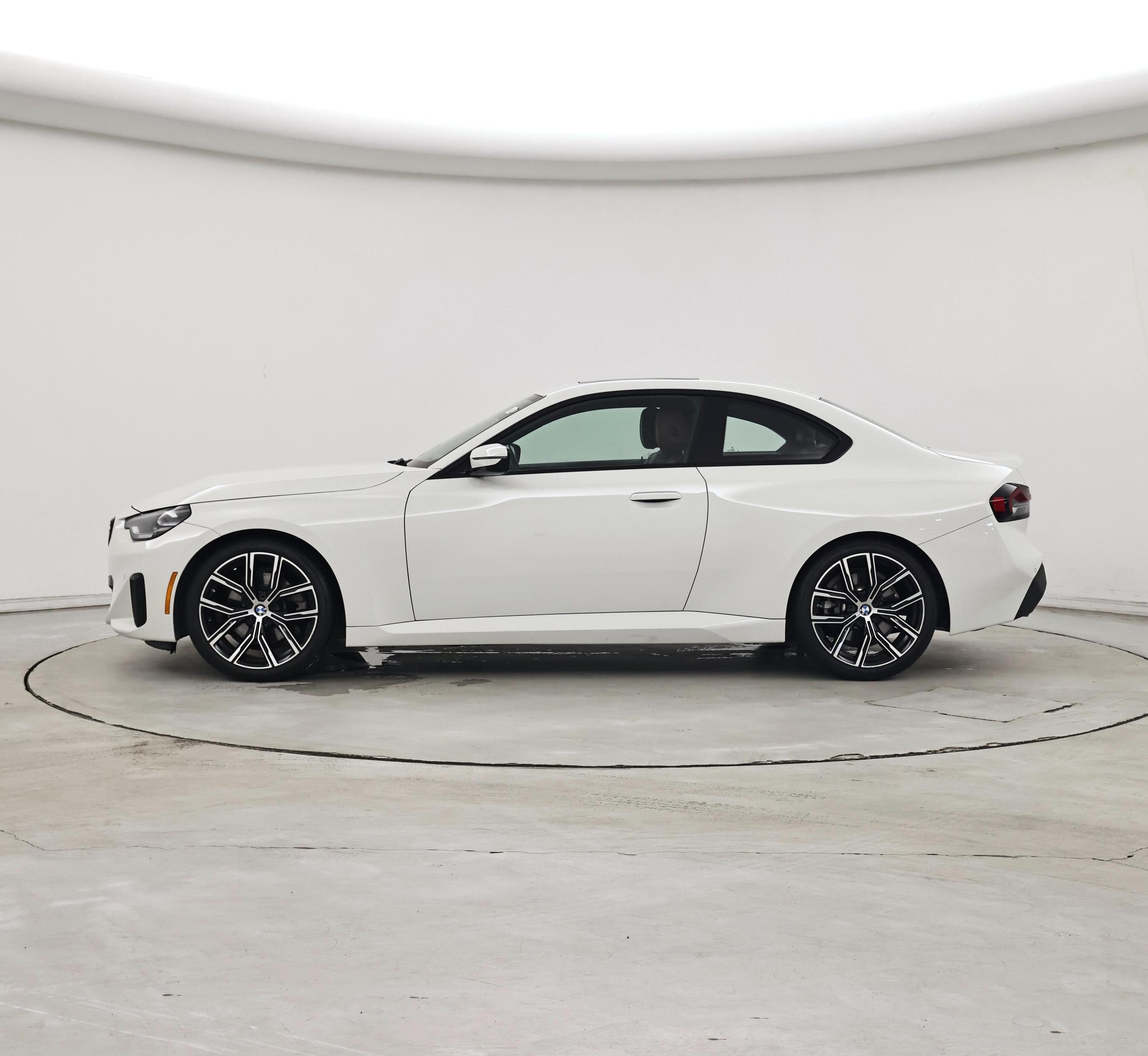 Thumbnail: 2024 BMW 2 Series - 3